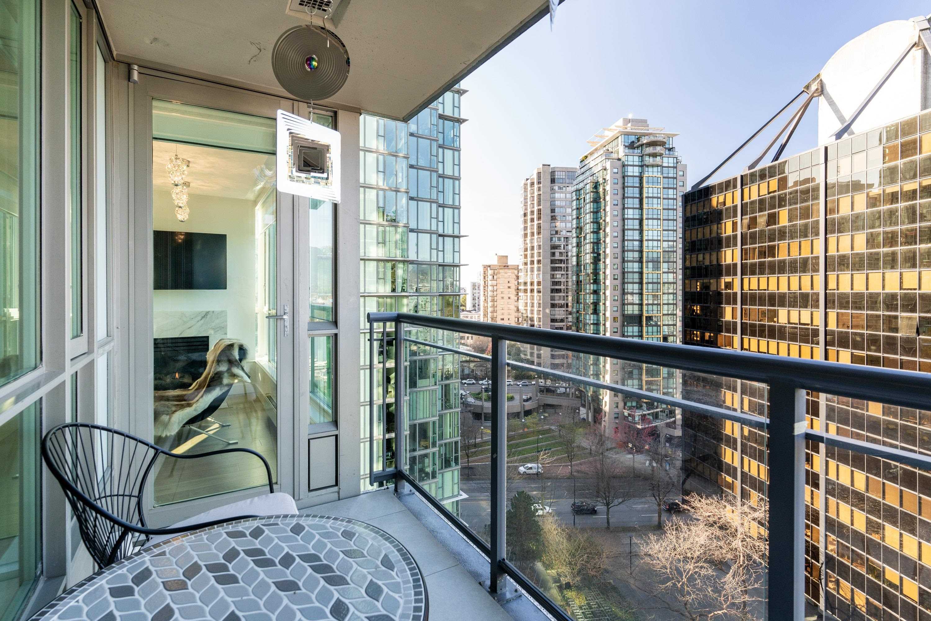 2102 1328 W PENDER STREET, #2102