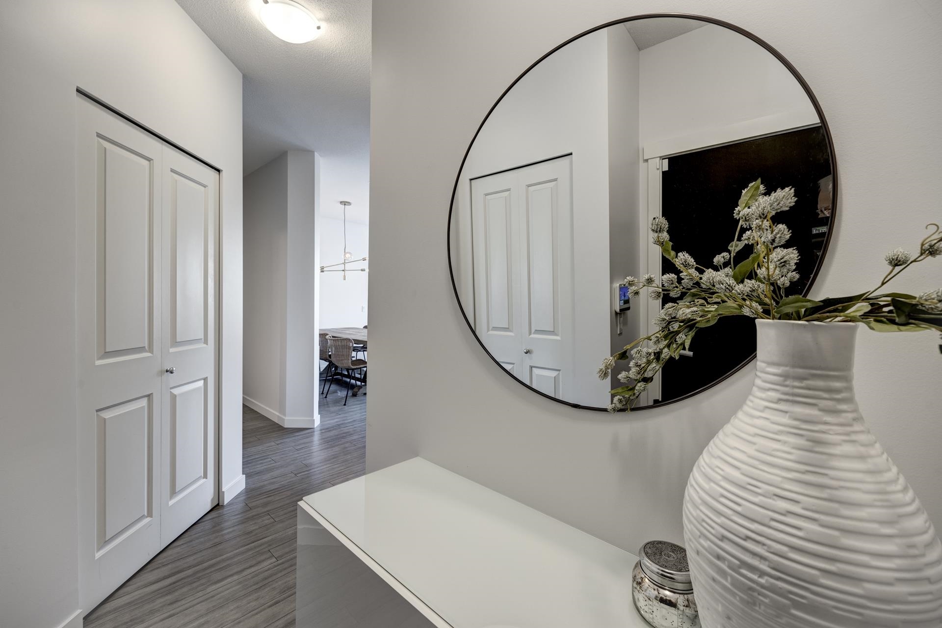 204 217 W 8TH STREET, #204