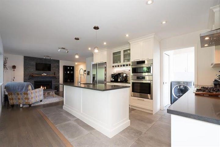 1306 CAMELLIA COURT