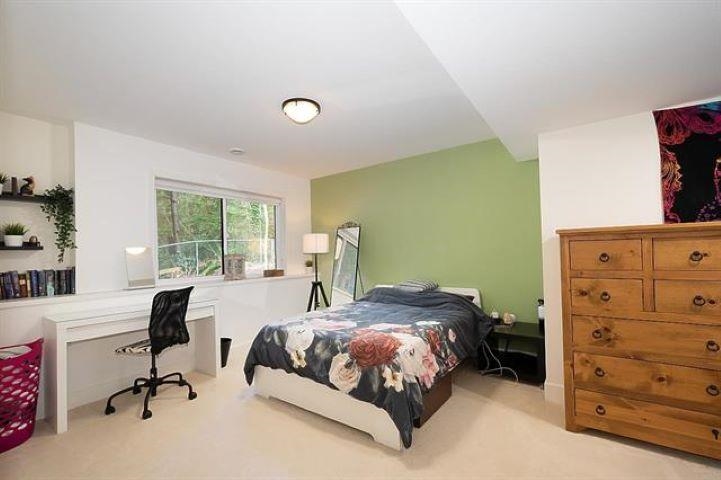 1306 CAMELLIA COURT