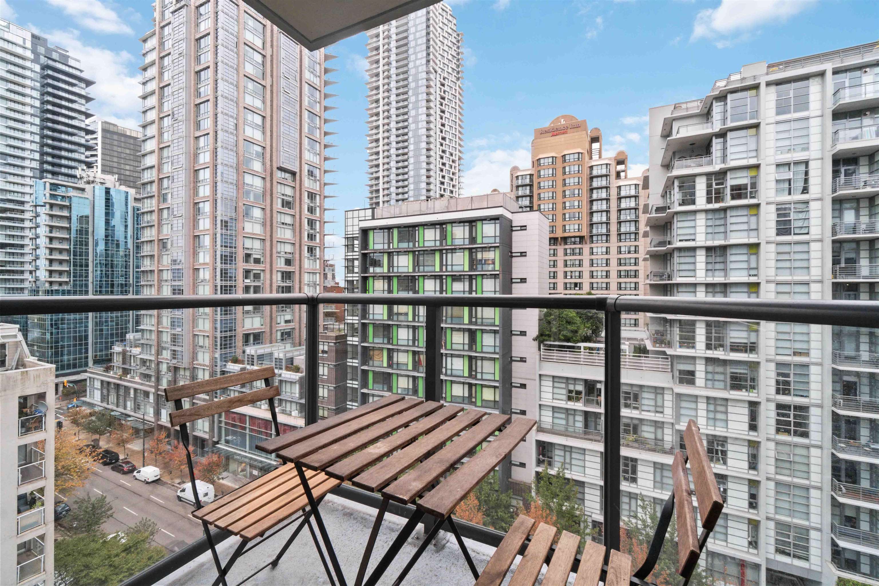 1107 1212 HOWE STREET, #1107