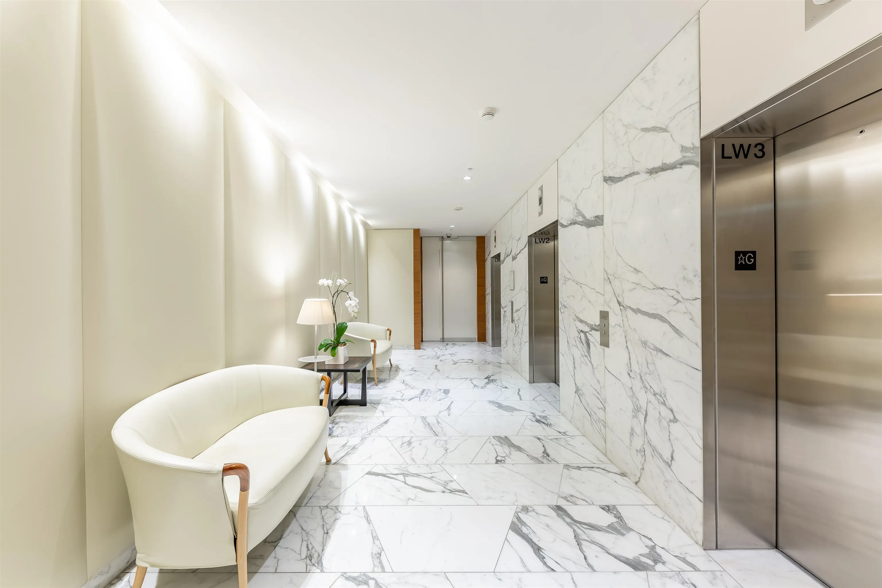 3506 1011 W Cordova Street