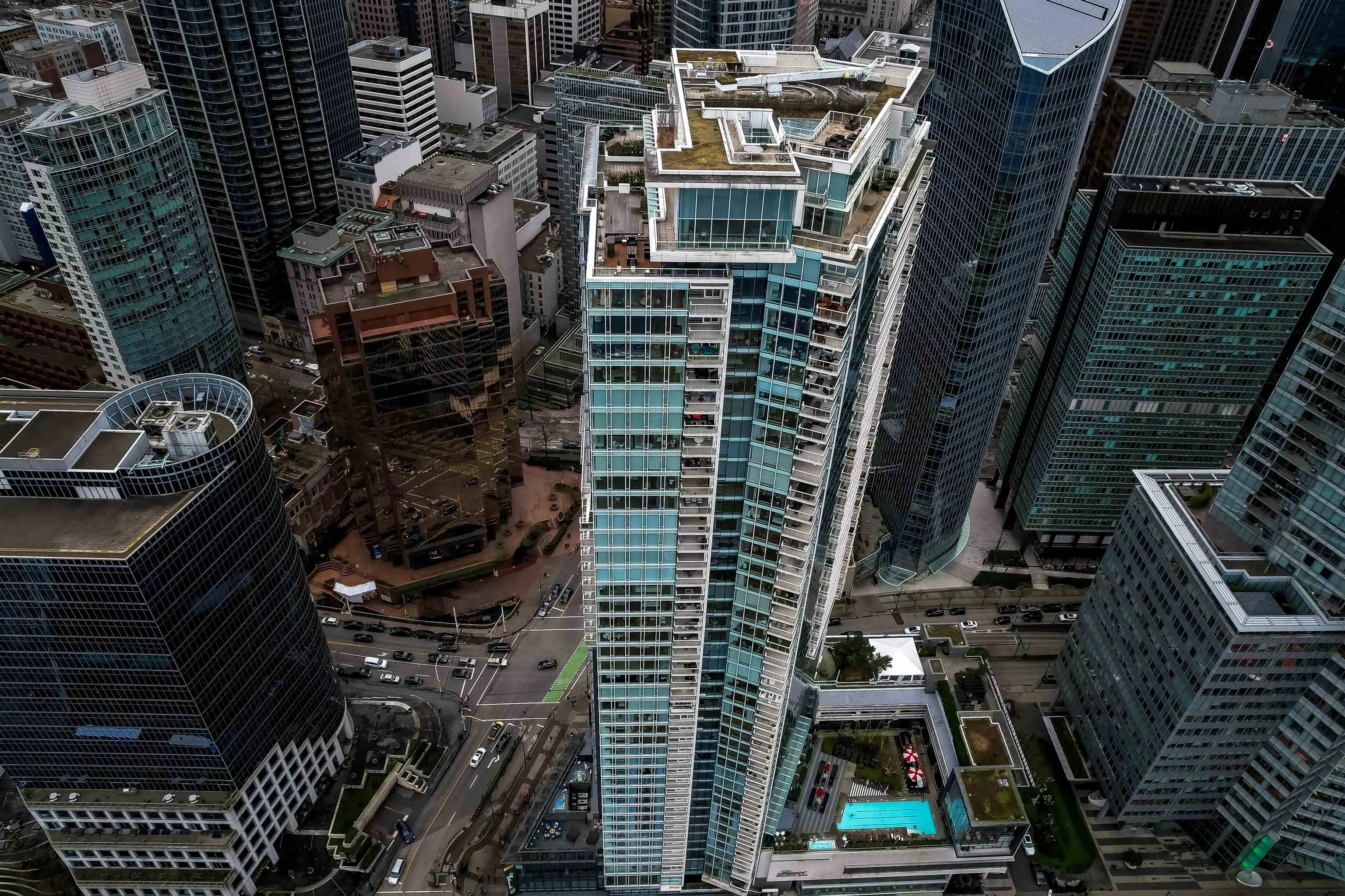 3506 1011 W Cordova Street