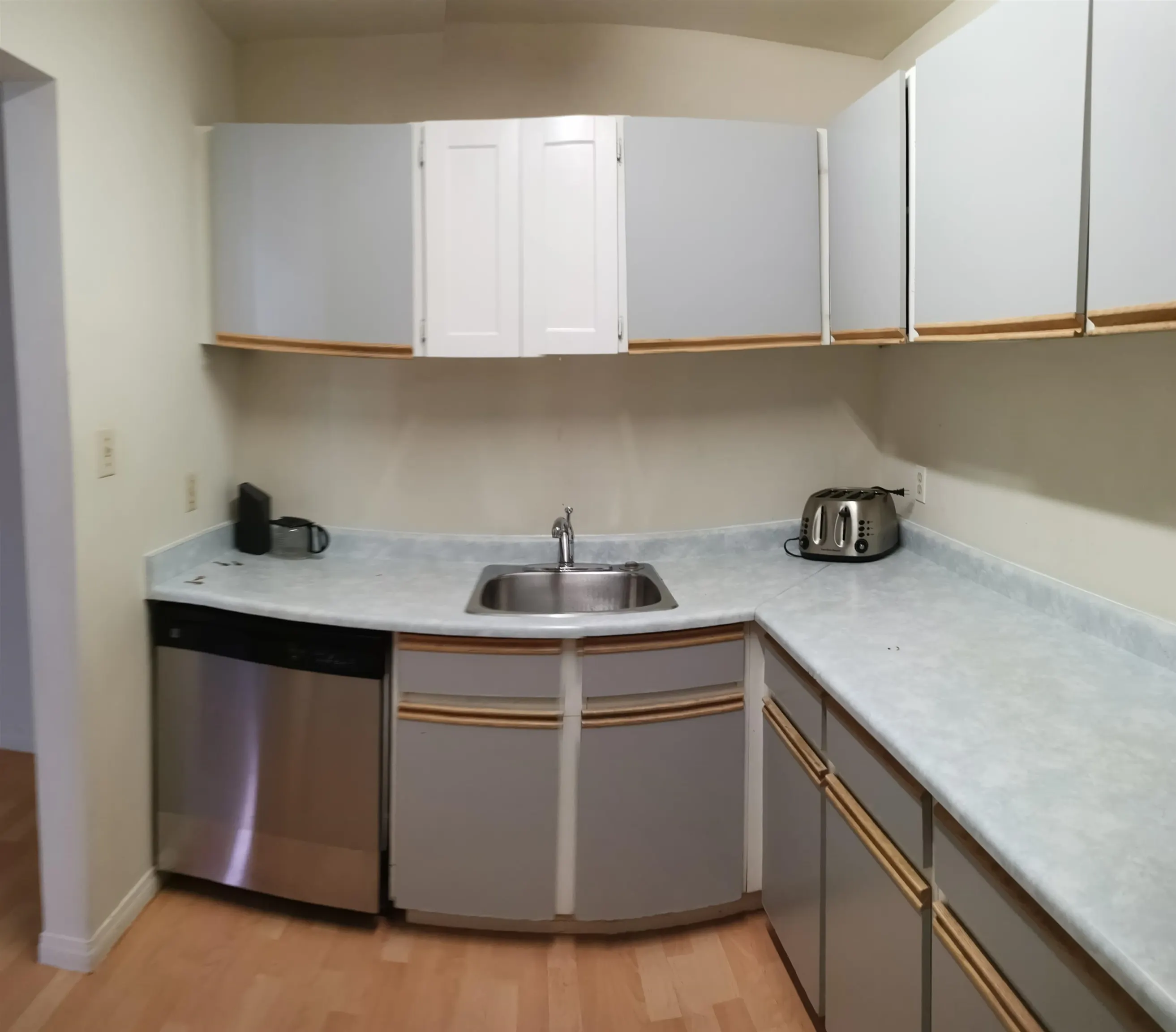 214 8031 Ryan Road