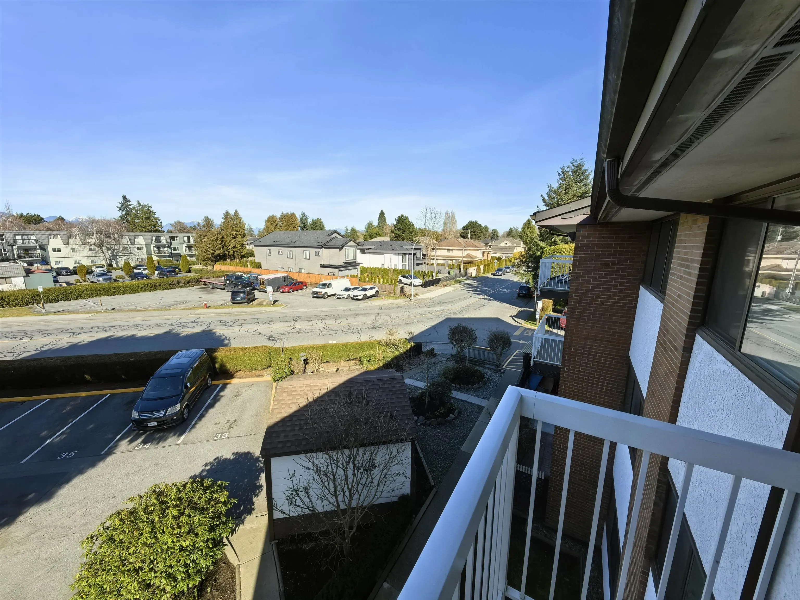 301 8080 Ryan Road
