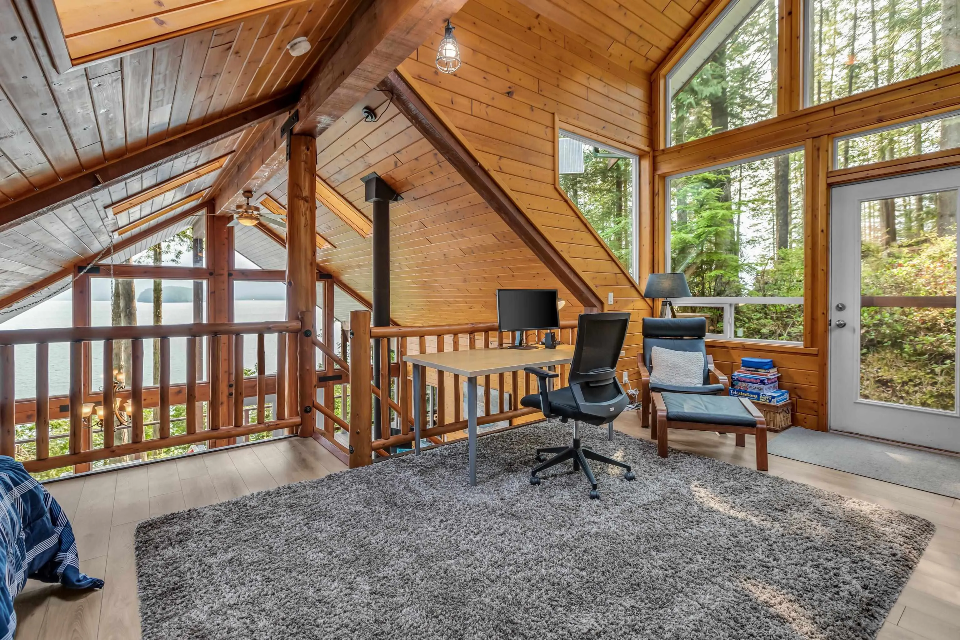4 Christian Cove