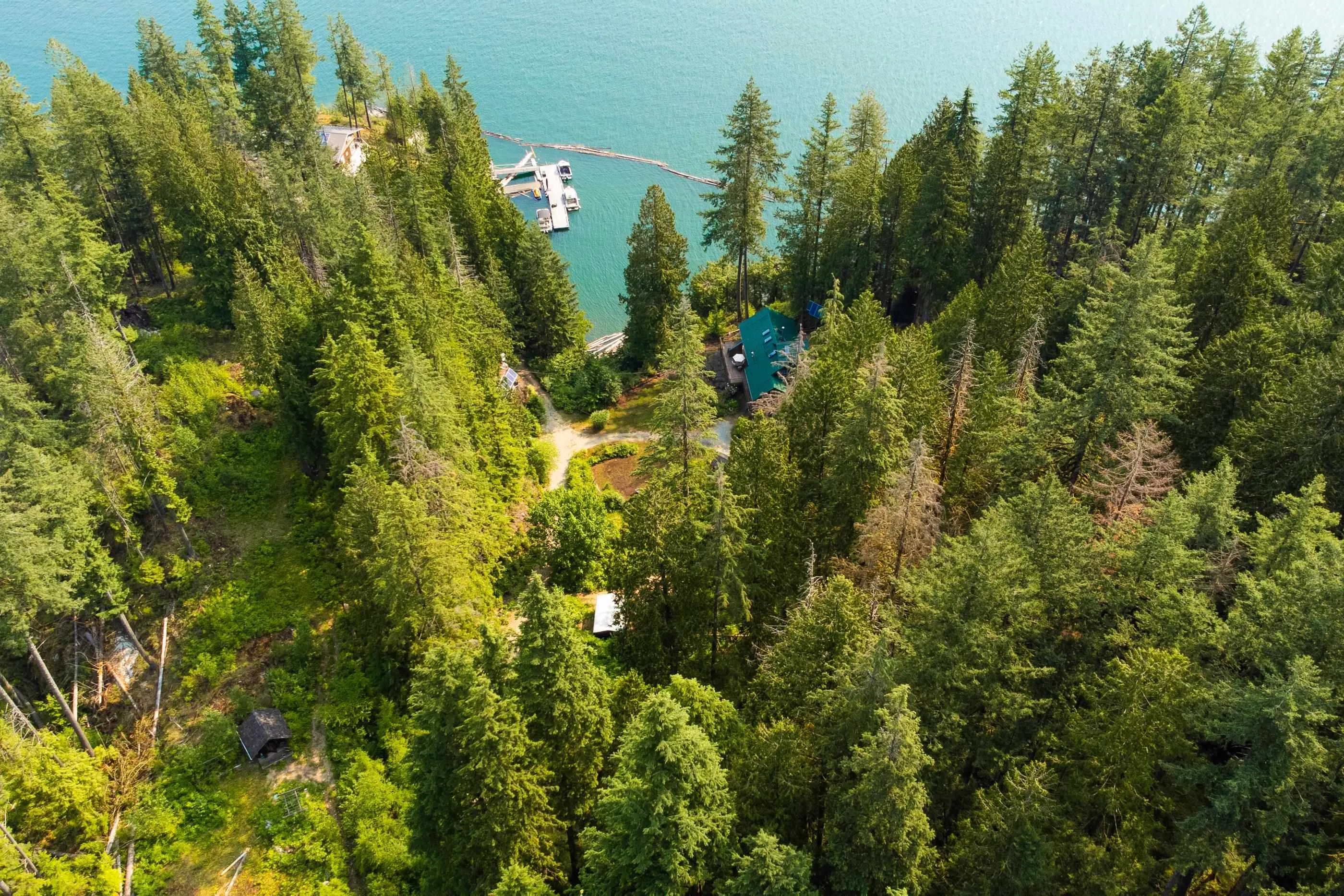 4 Christian Cove