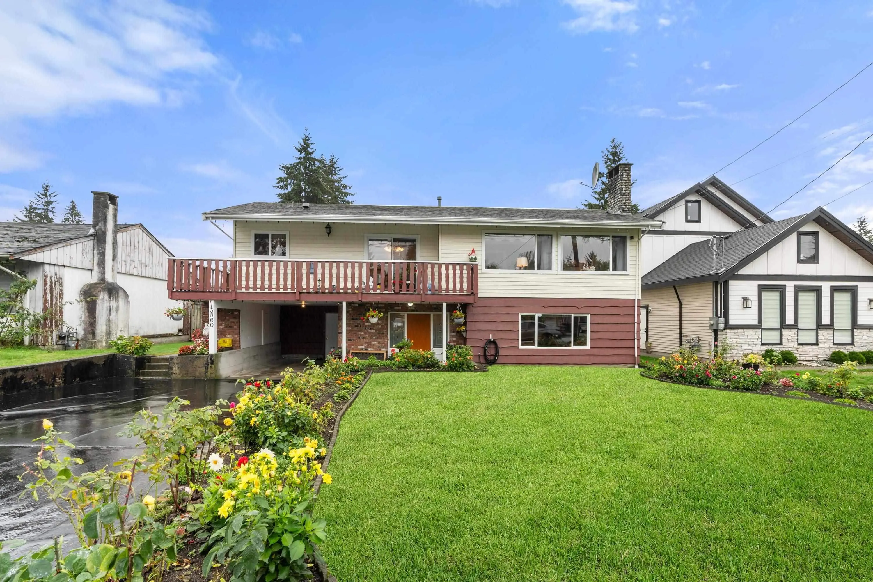 13860 Selkirk Drive