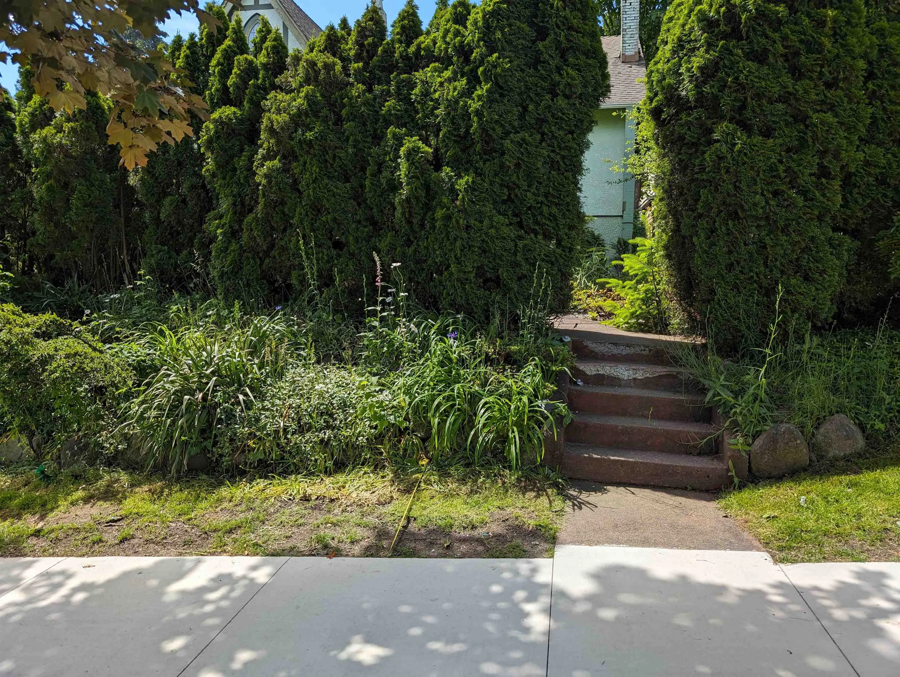 3582 W King Edward Avenue
