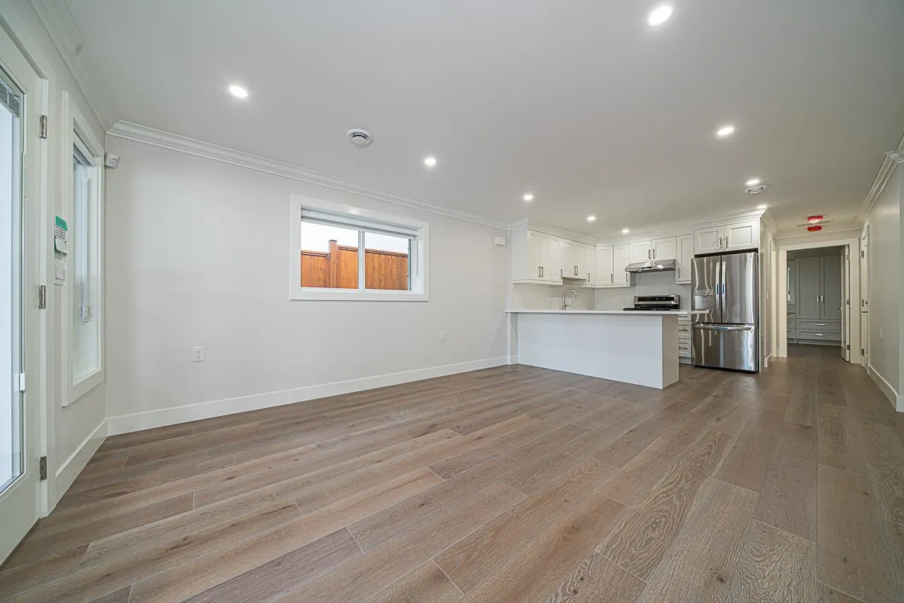 14611 105a Avenue