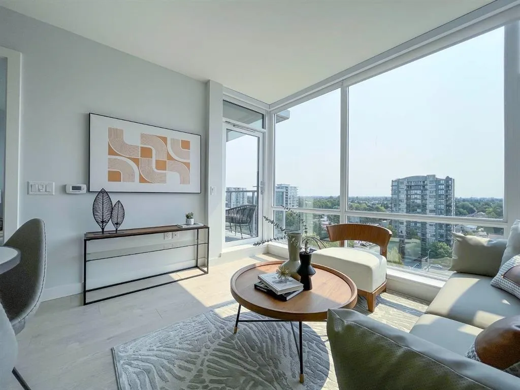 1507 6833 Buswell Street