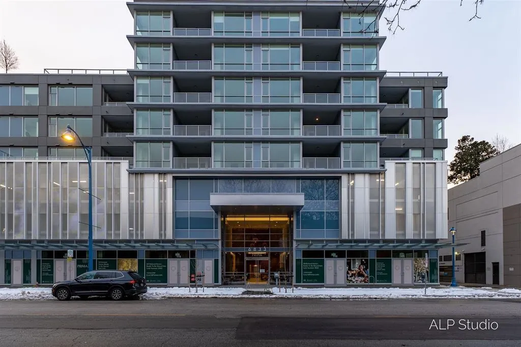 1507 6833 Buswell Street