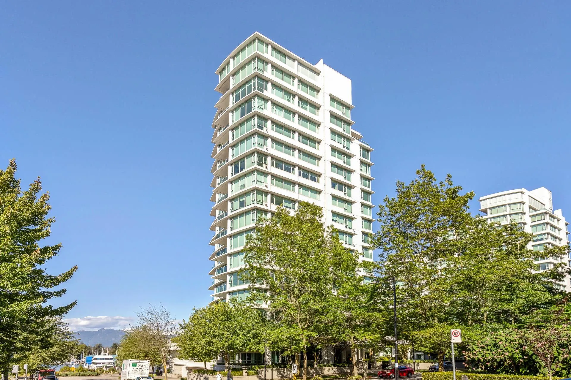 PH2 1777 Bayshore Drive