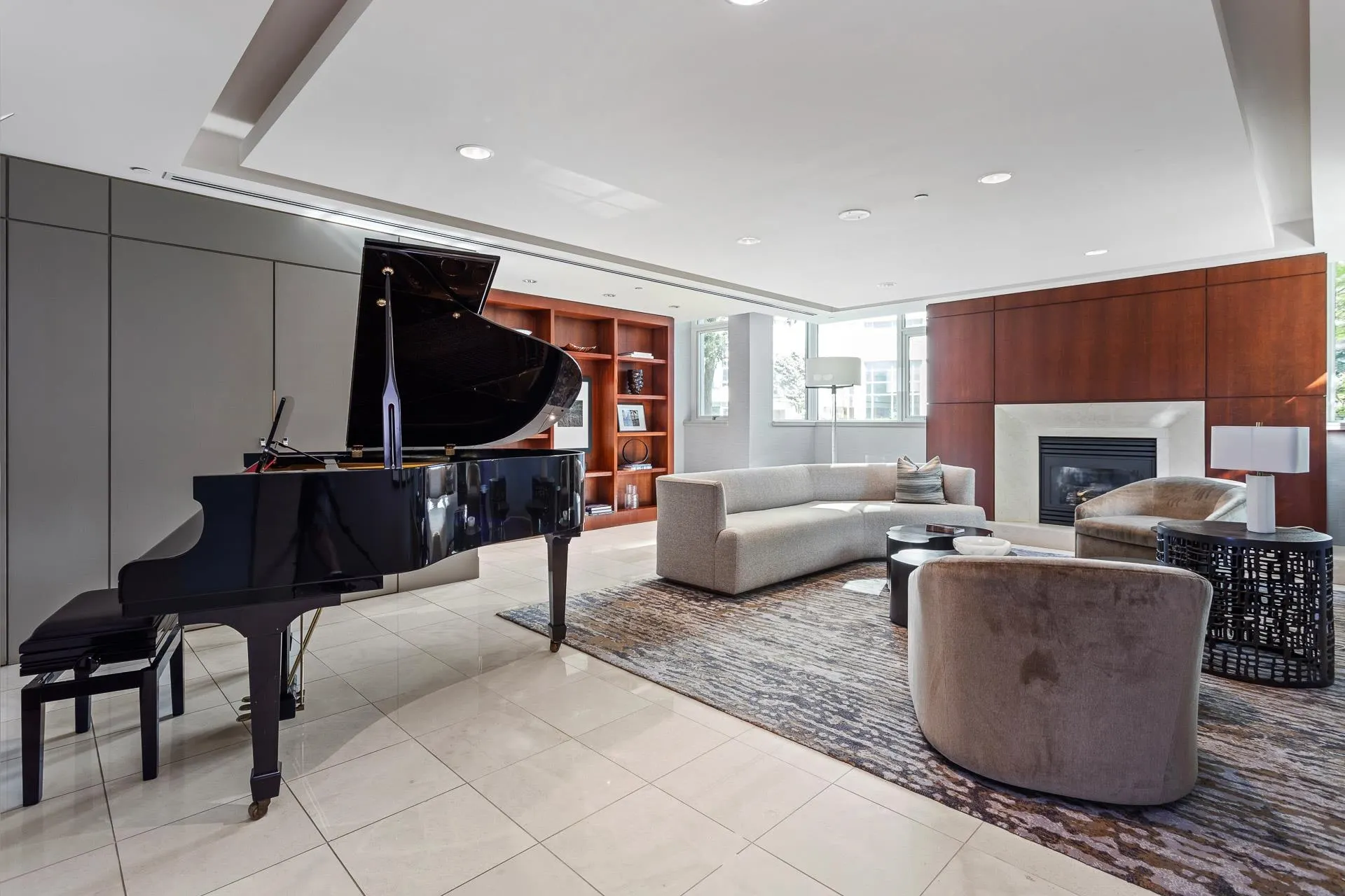 PH2 1777 Bayshore Drive