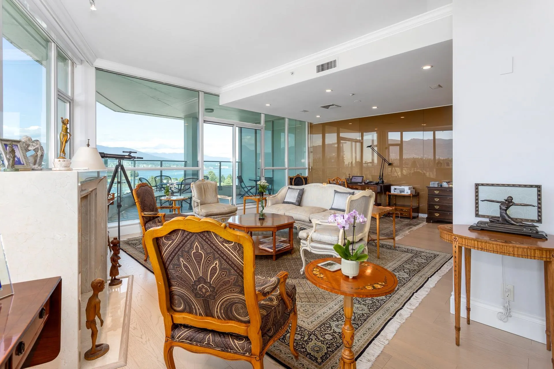 PH2 1777 Bayshore Drive