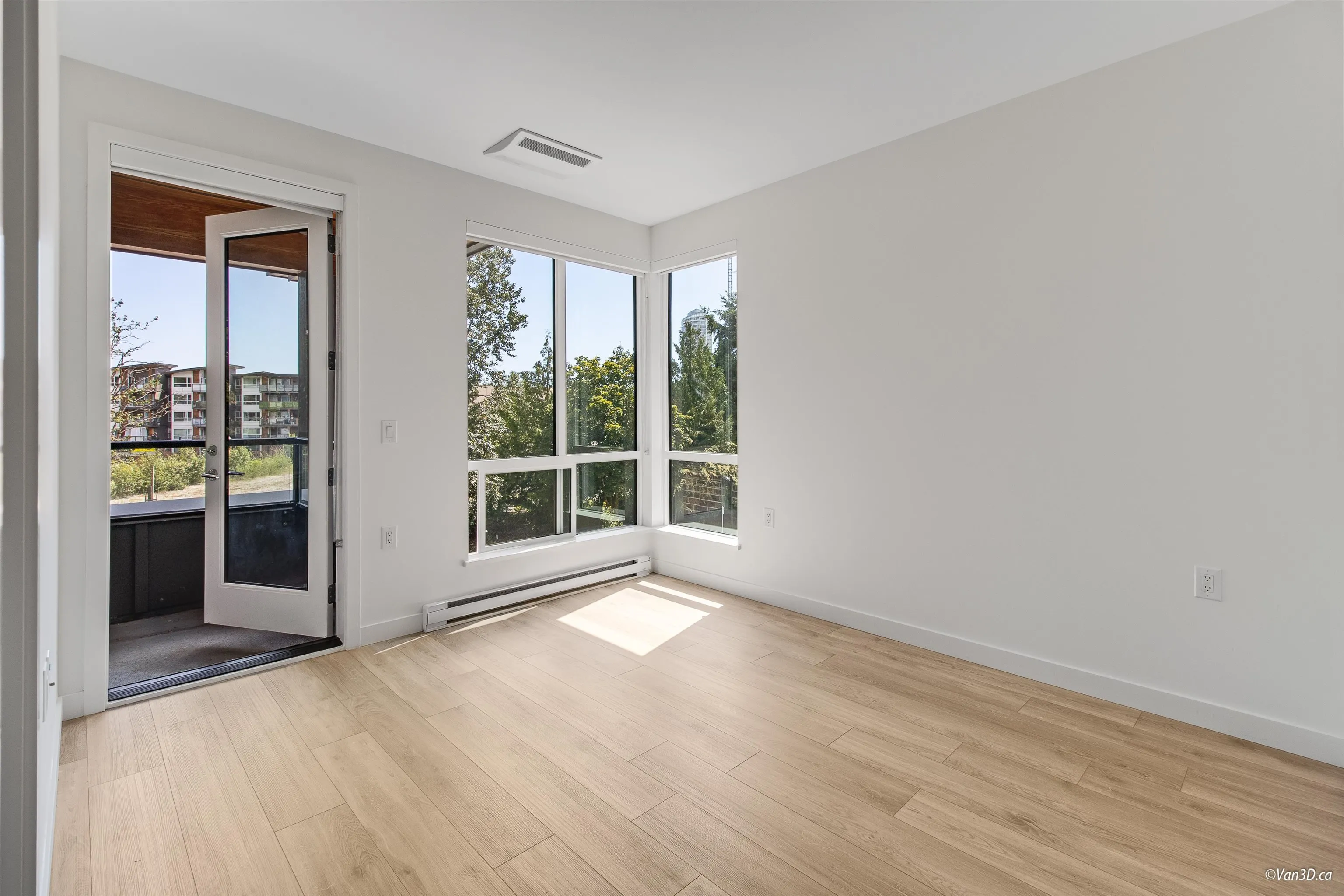 312 7599 15th Street