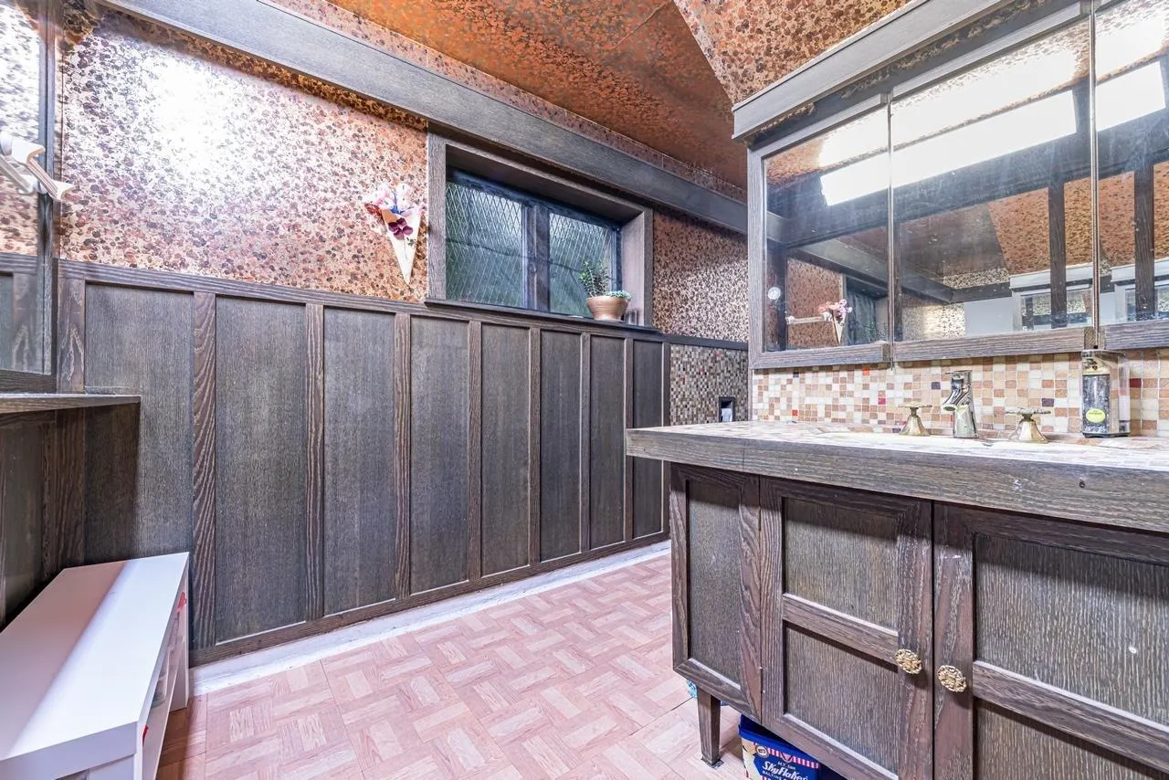 1790 Angus Drive