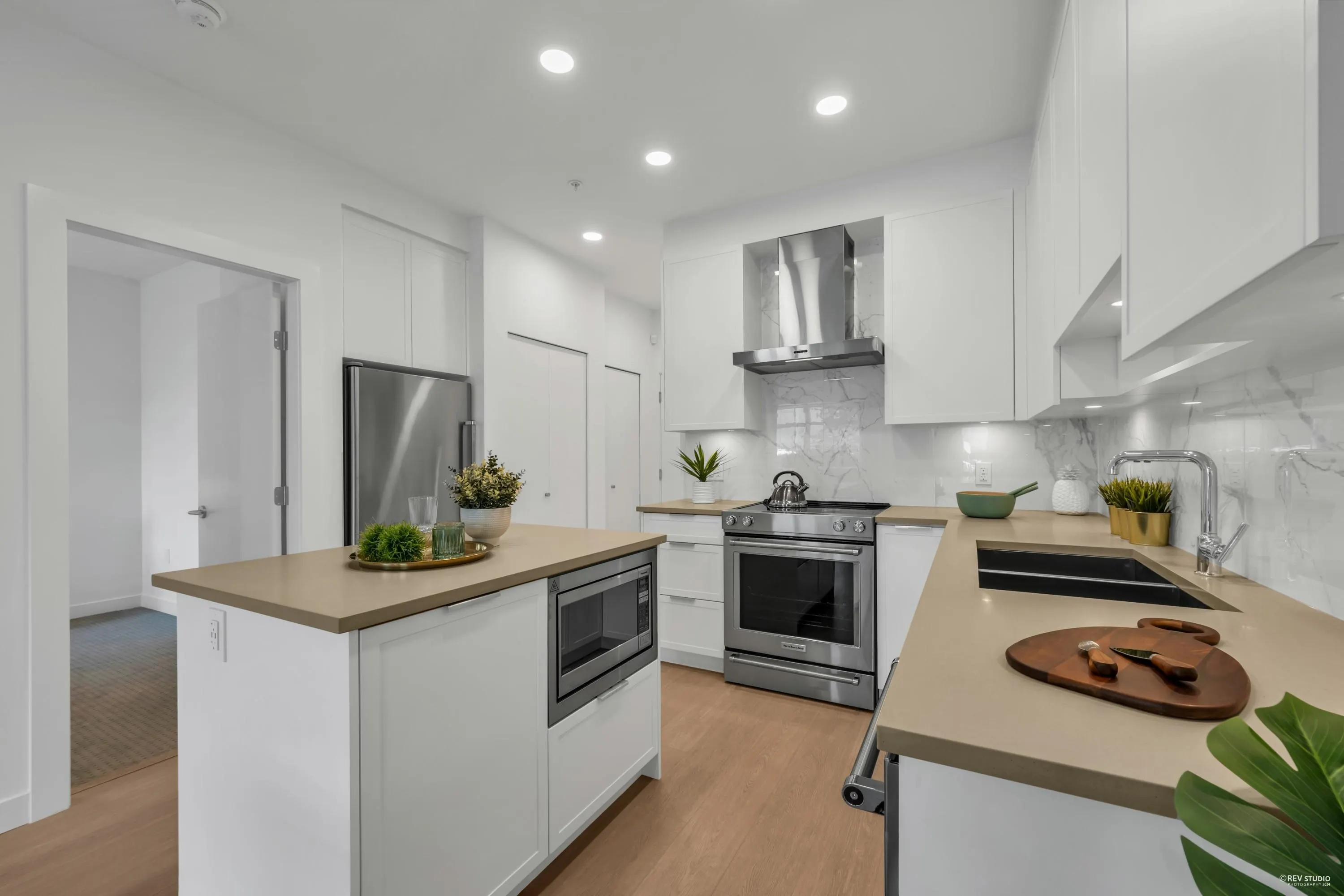 115 7788 18th Street