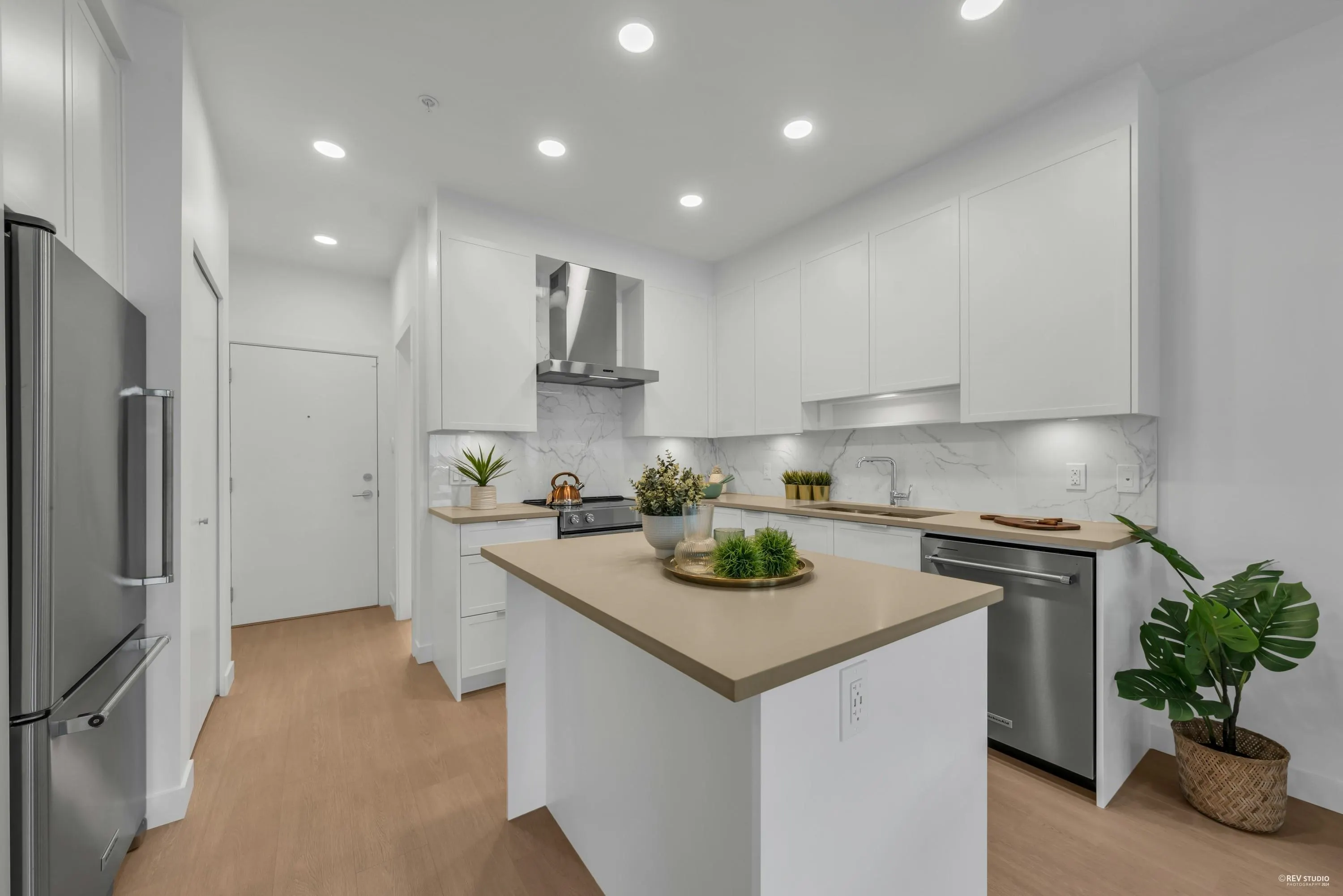 115 7788 18th Street