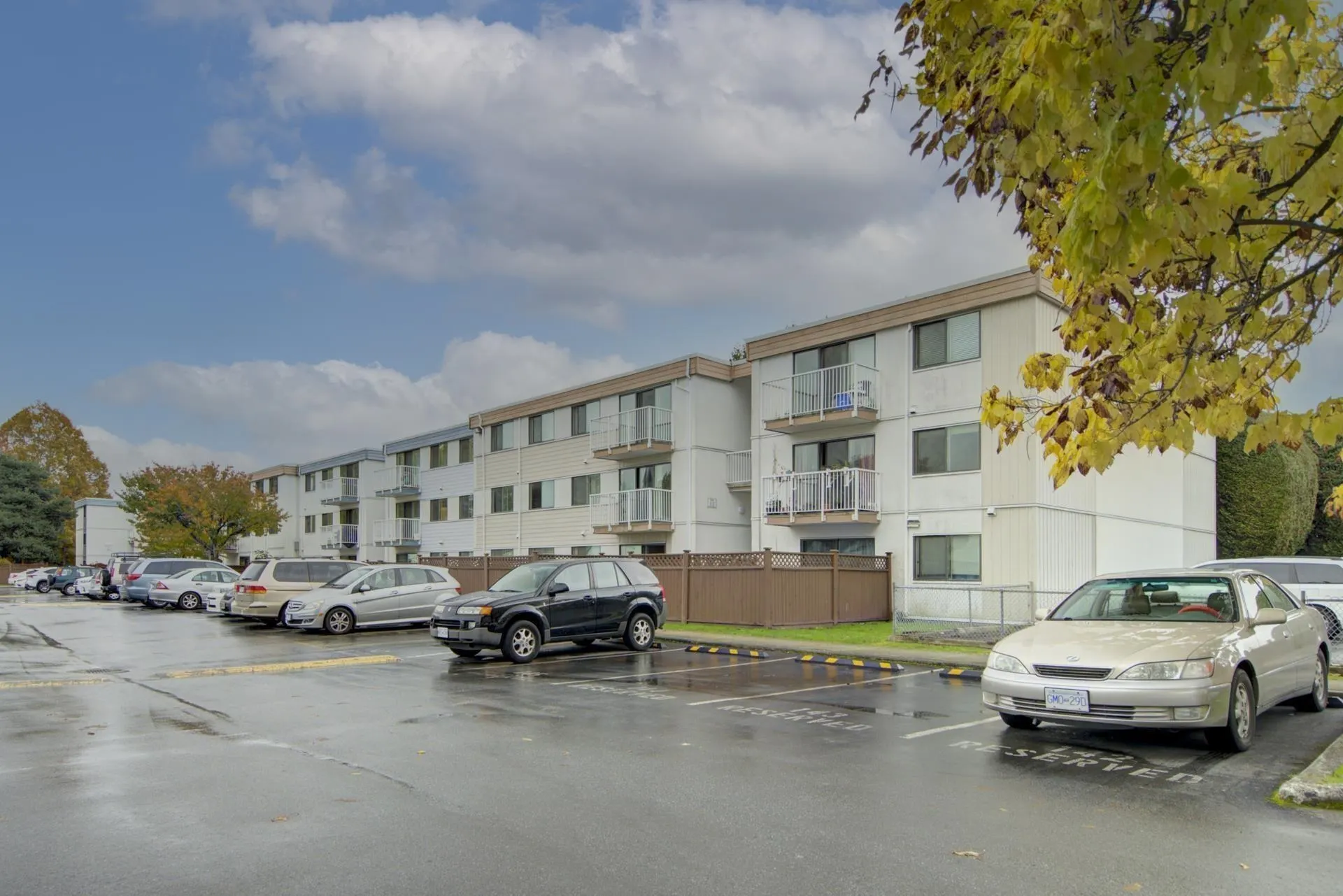 310 7240 Lindsay Road