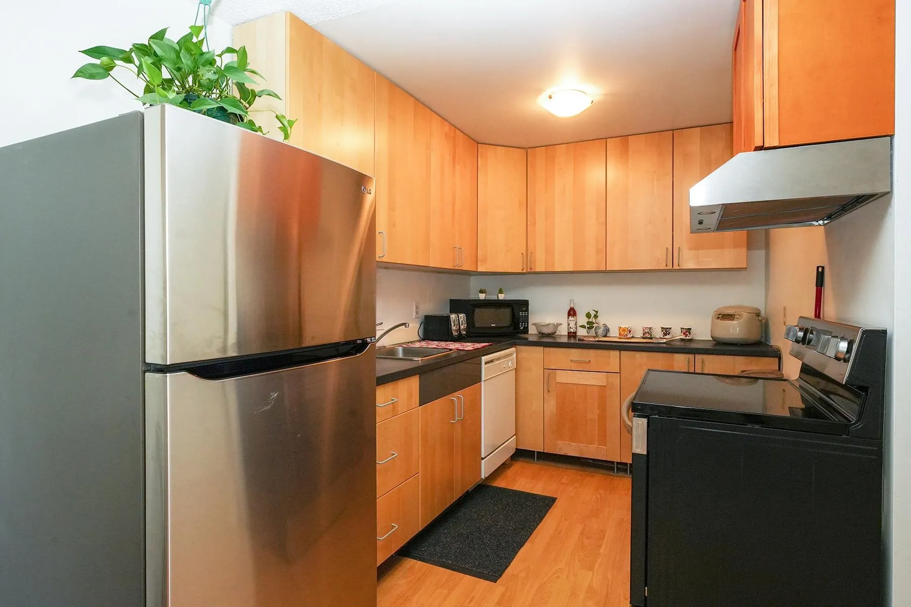310 7240 Lindsay Road