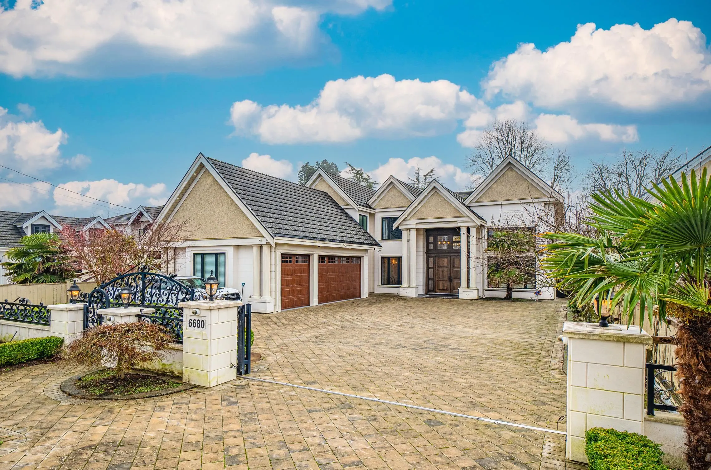 6680 Maple Road