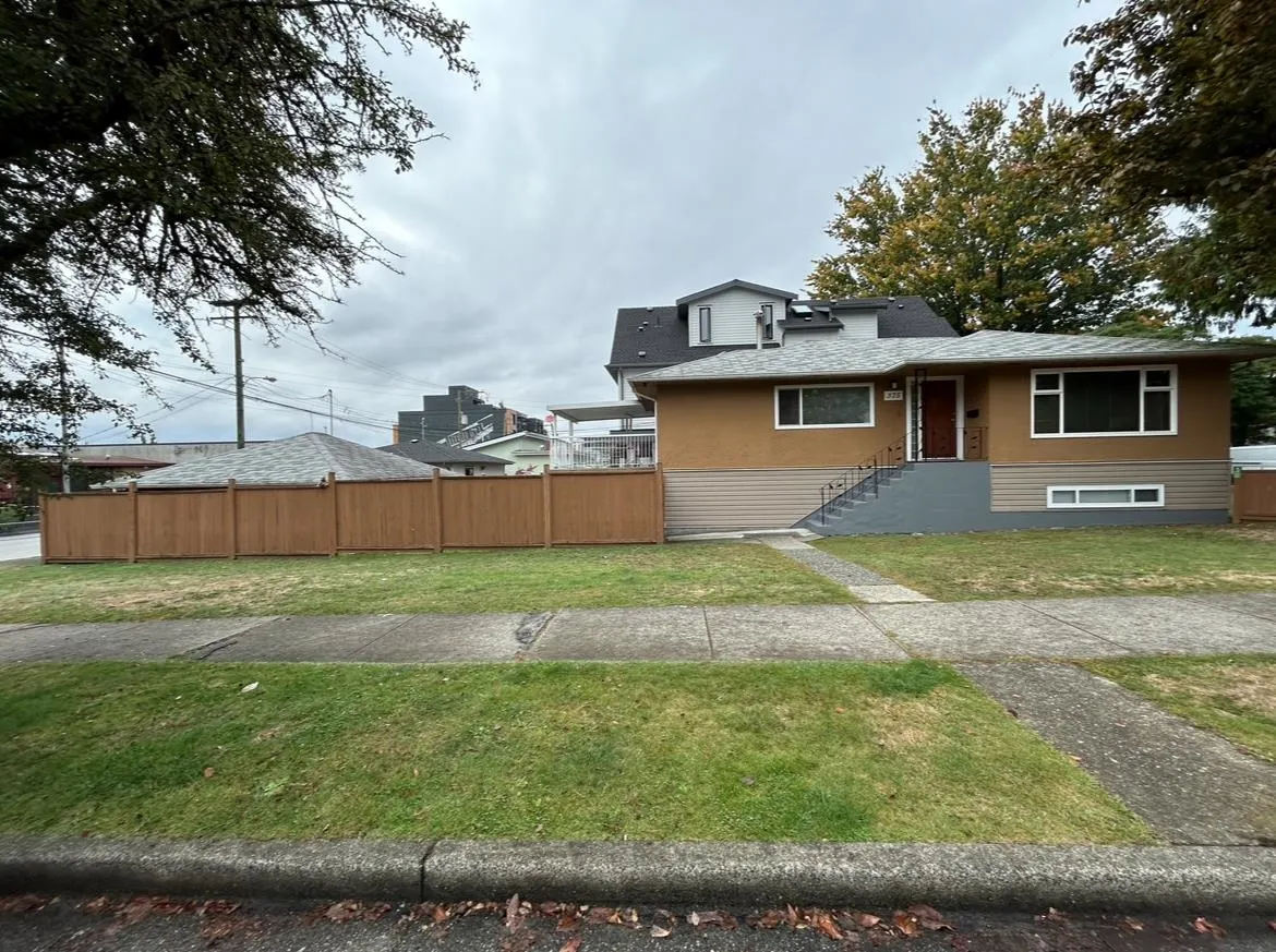 375 Skeena Street