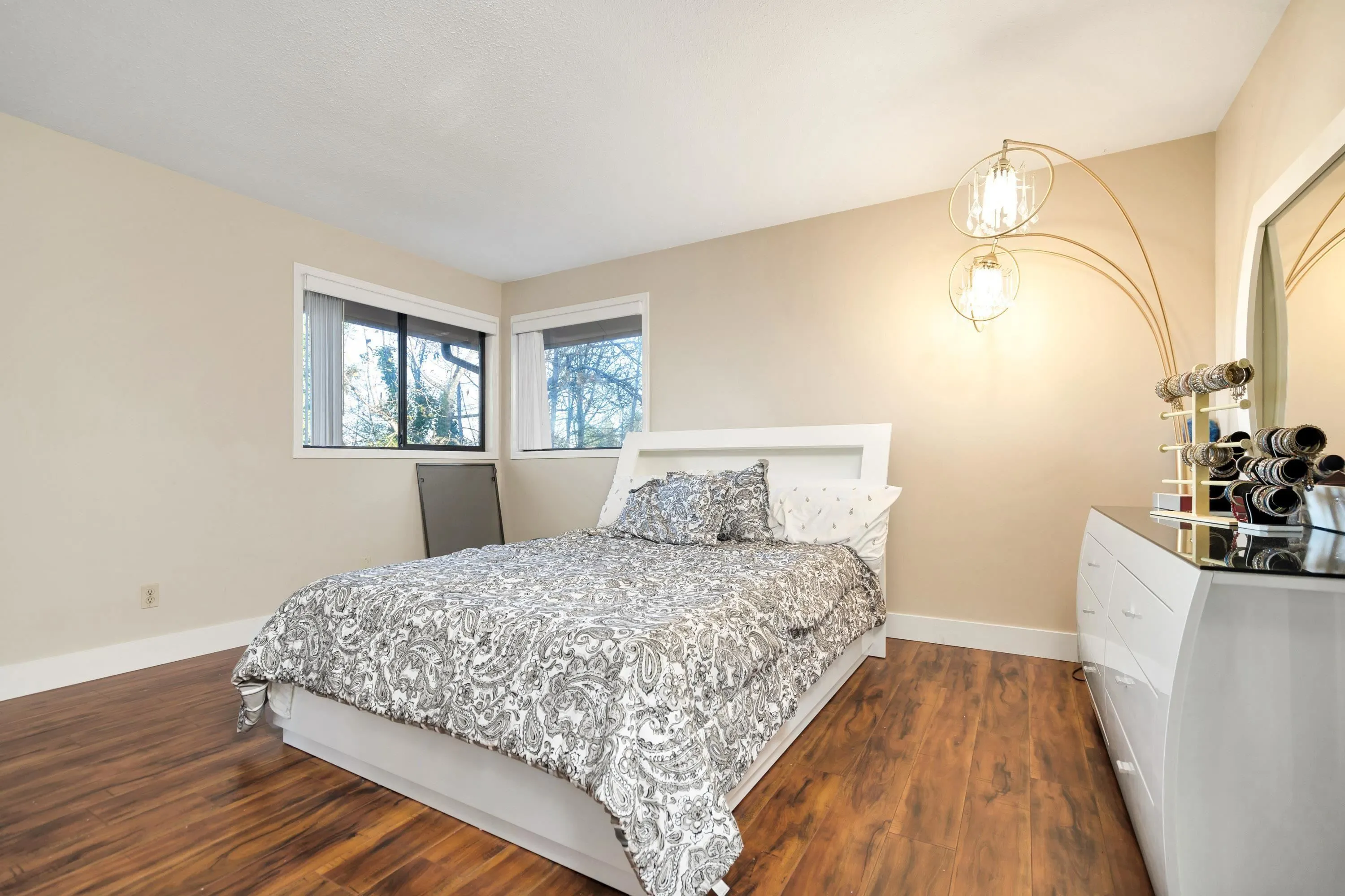 13851 115 Avenue