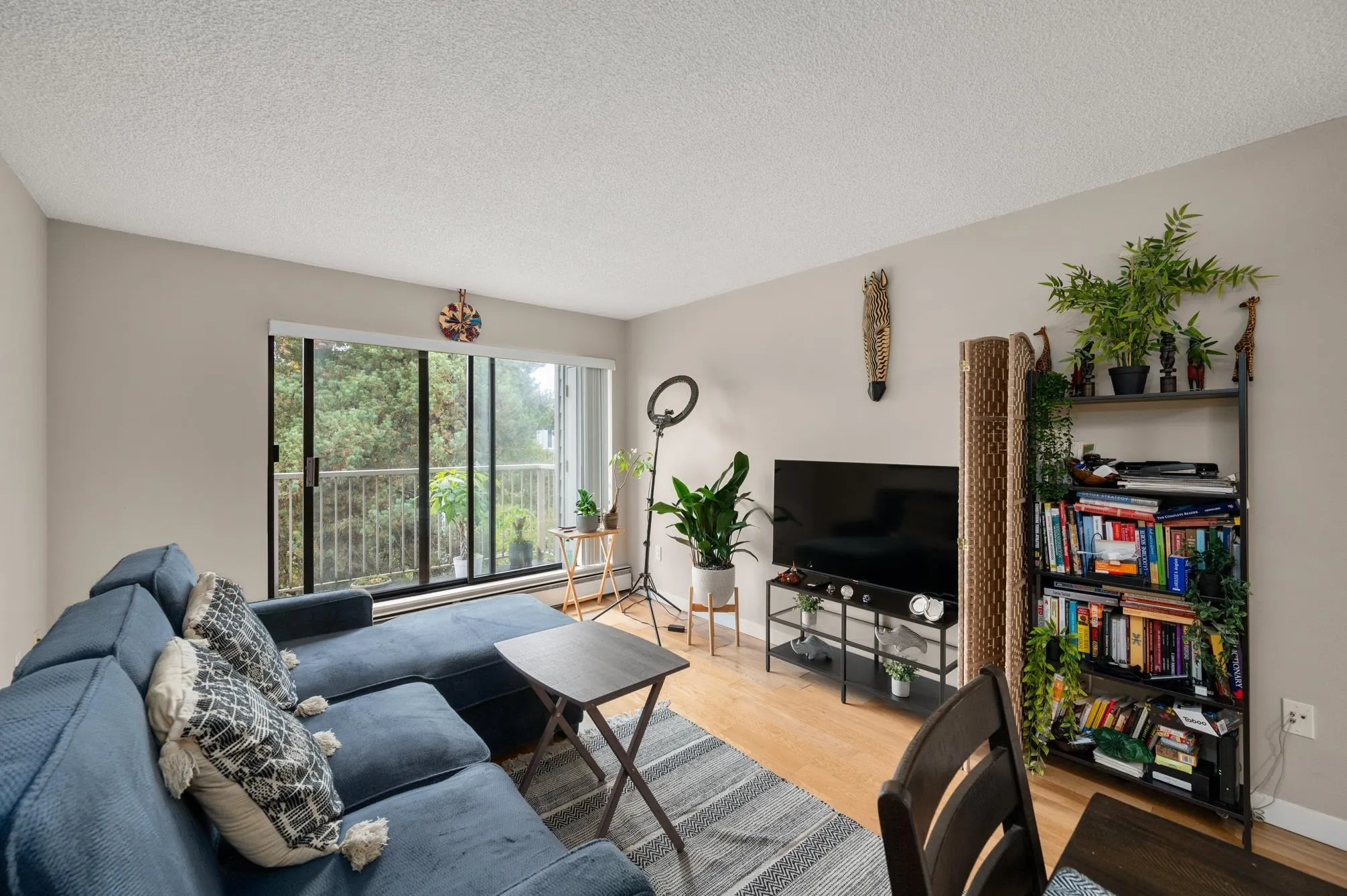 301 8500 Lansdowne Road