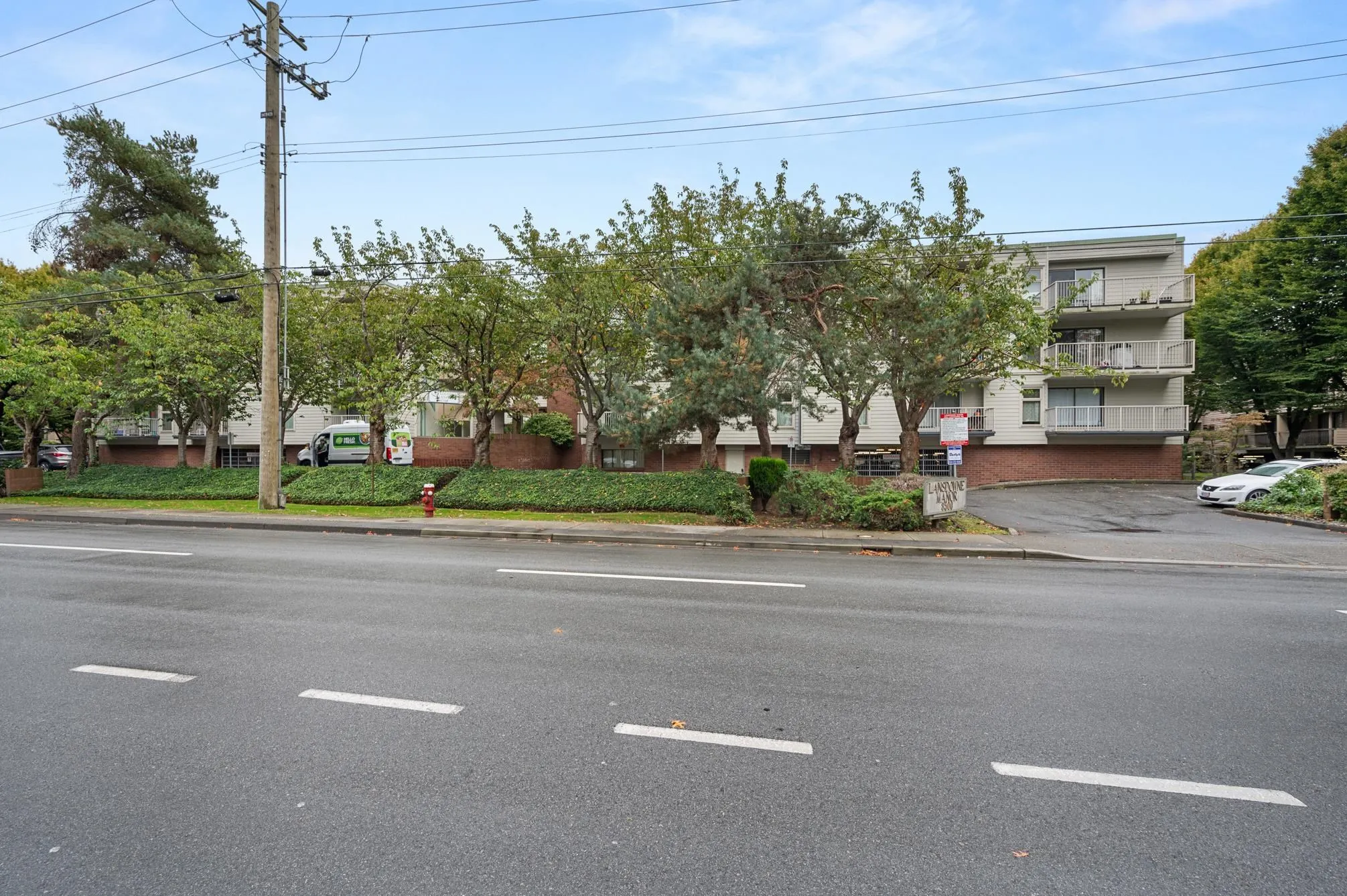 301 8500 Lansdowne Road