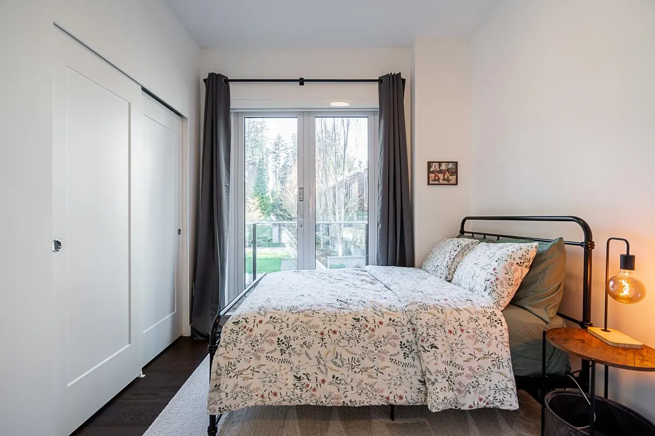 M210 5681 Birney Avenue