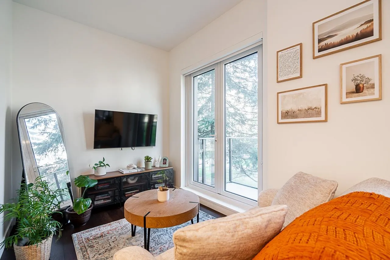 M210 5681 Birney Avenue