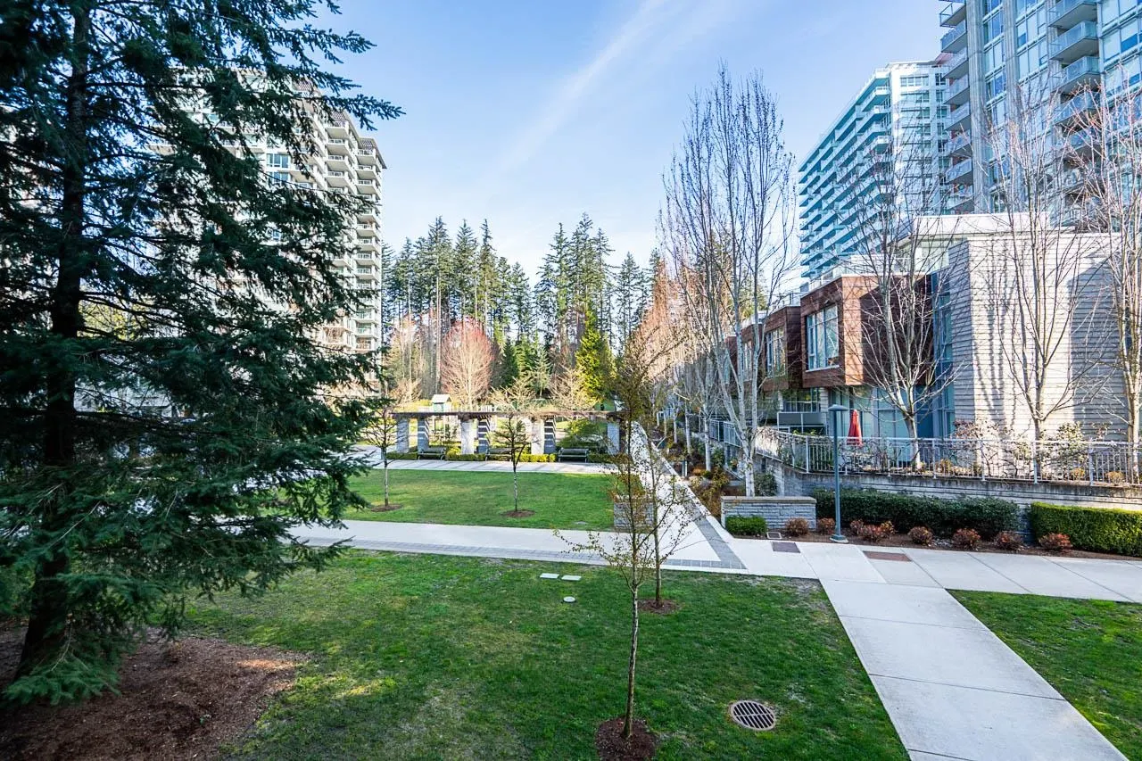 M210 5681 Birney Avenue