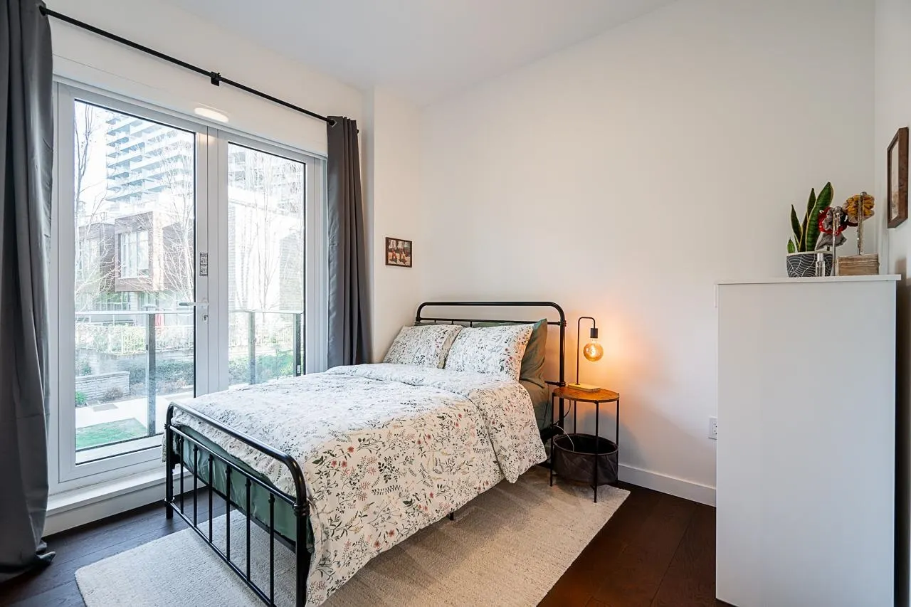 M210 5681 Birney Avenue