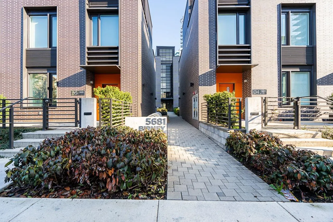 M210 5681 Birney Avenue
