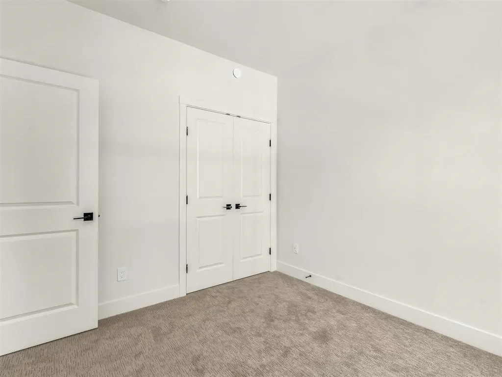 314 3528 146a Street