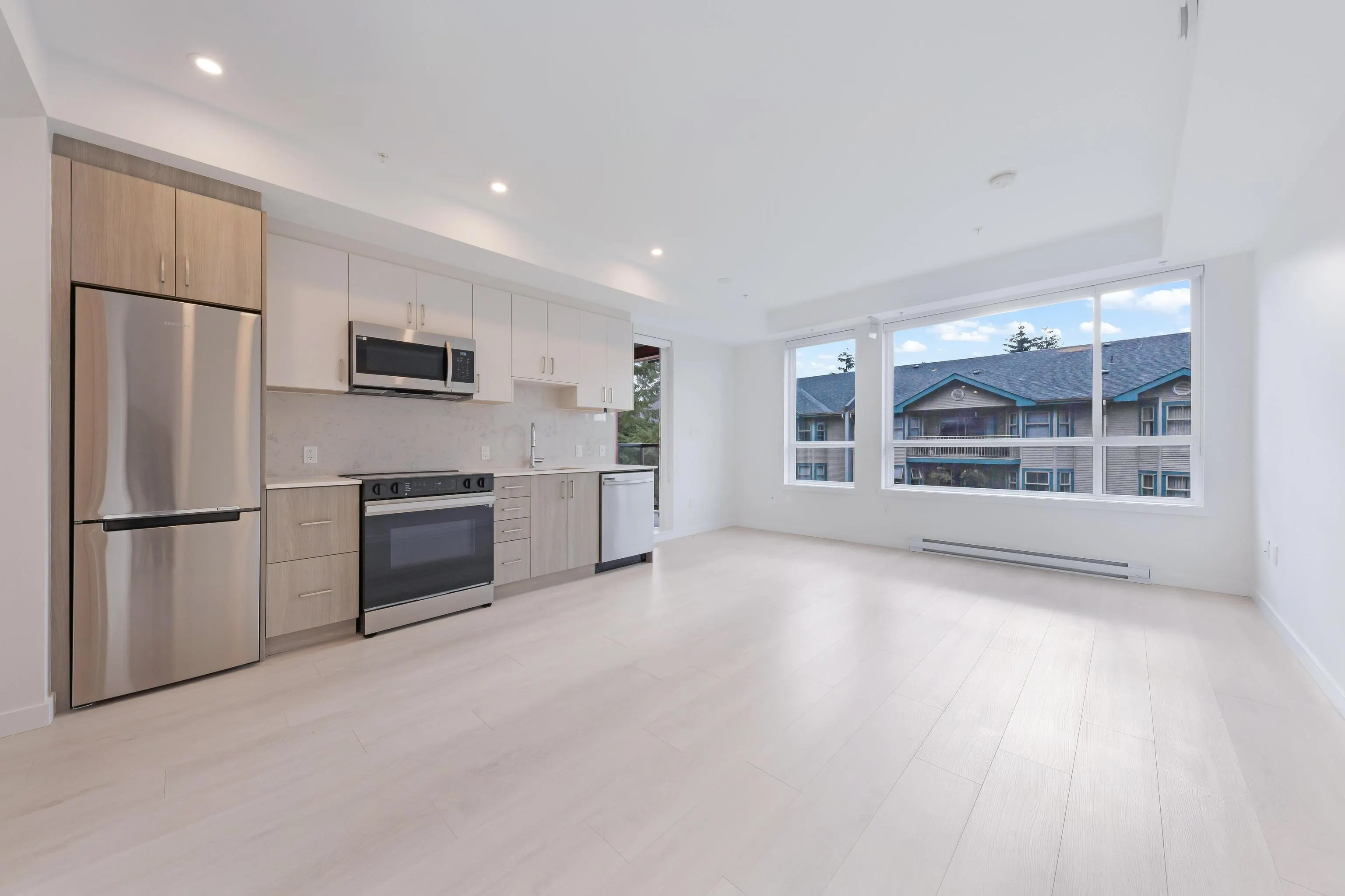 E306 13858 S 108 Avenue