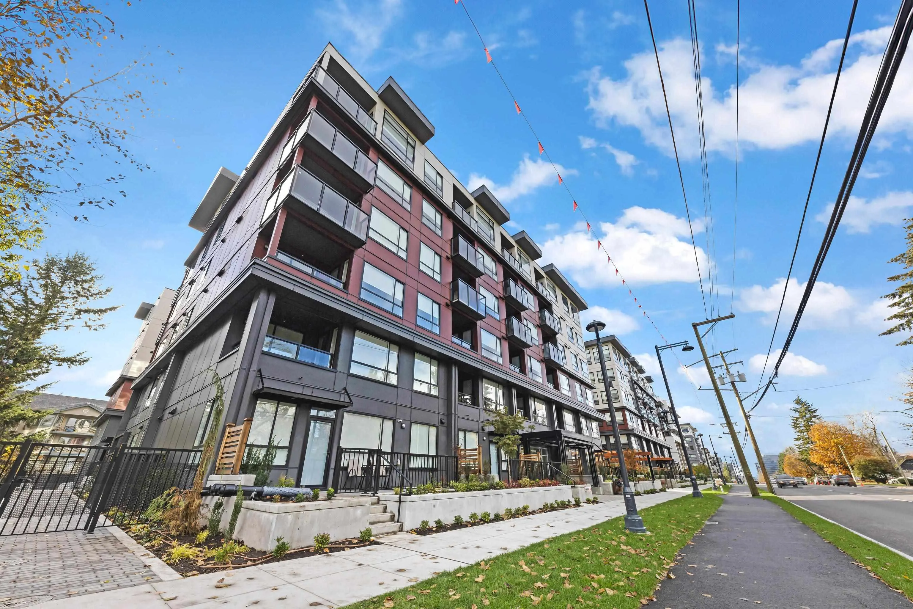 E306 13858 S 108 Avenue