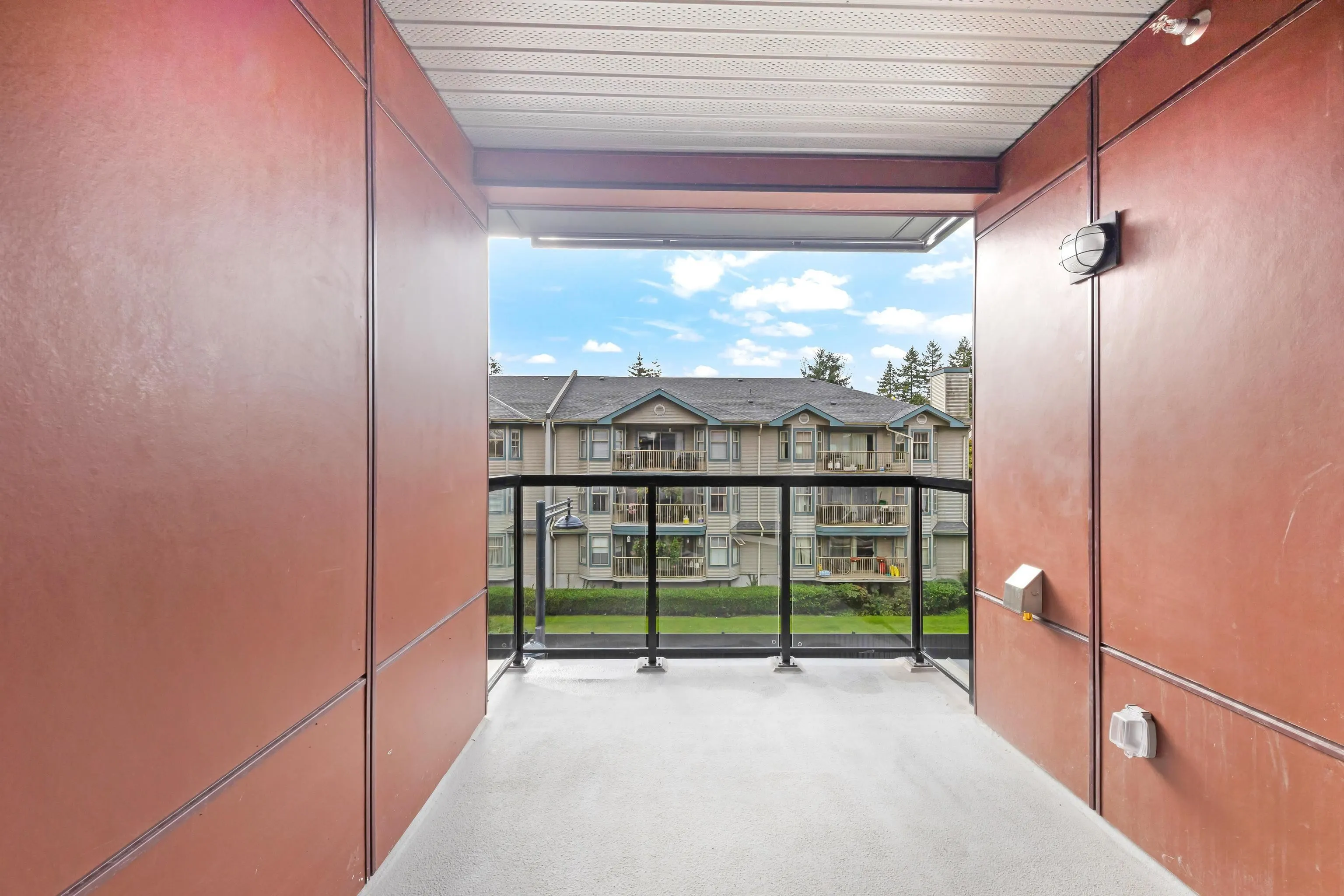 E306 13858 S 108 Avenue