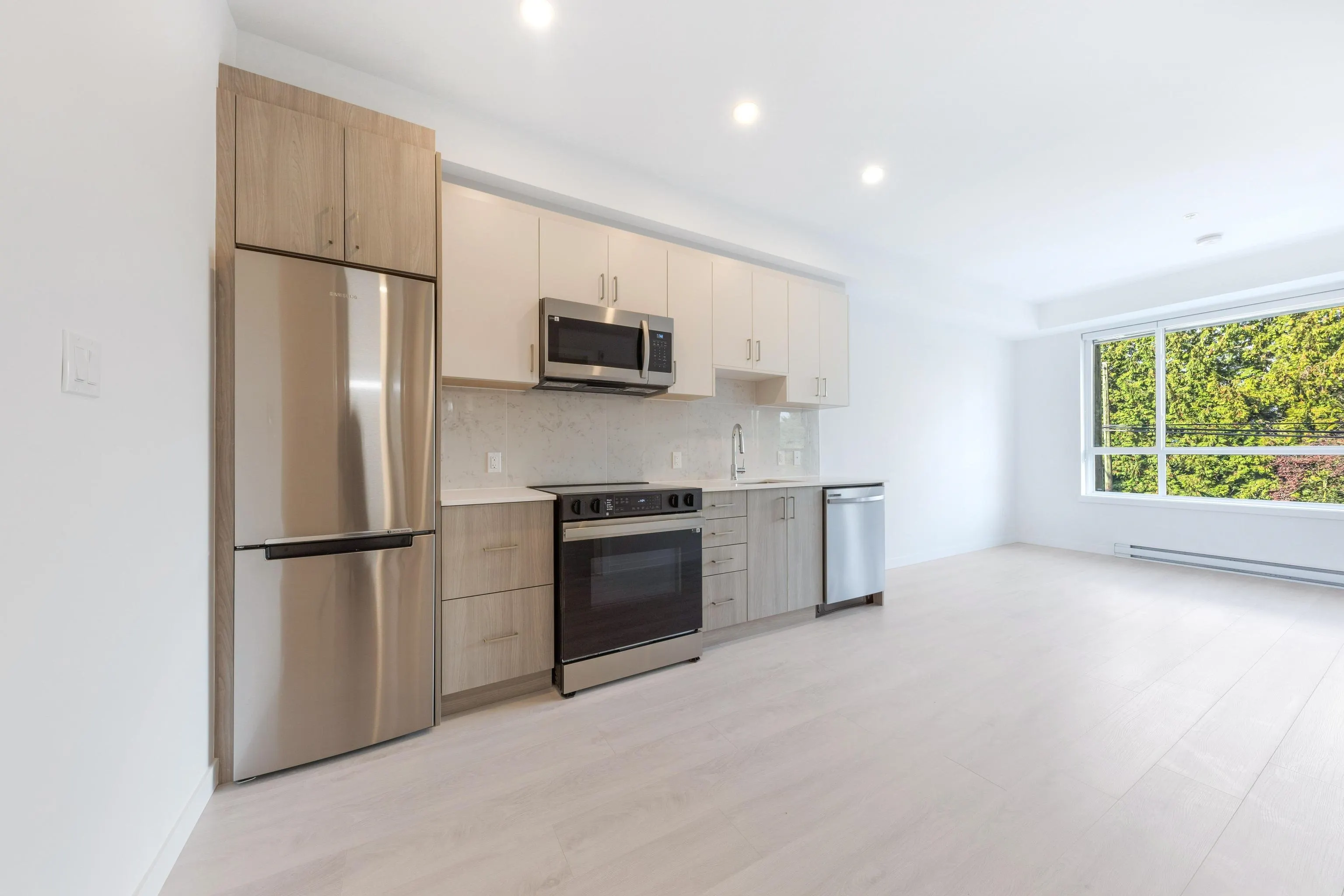 E214 13858 S 108 Avenue