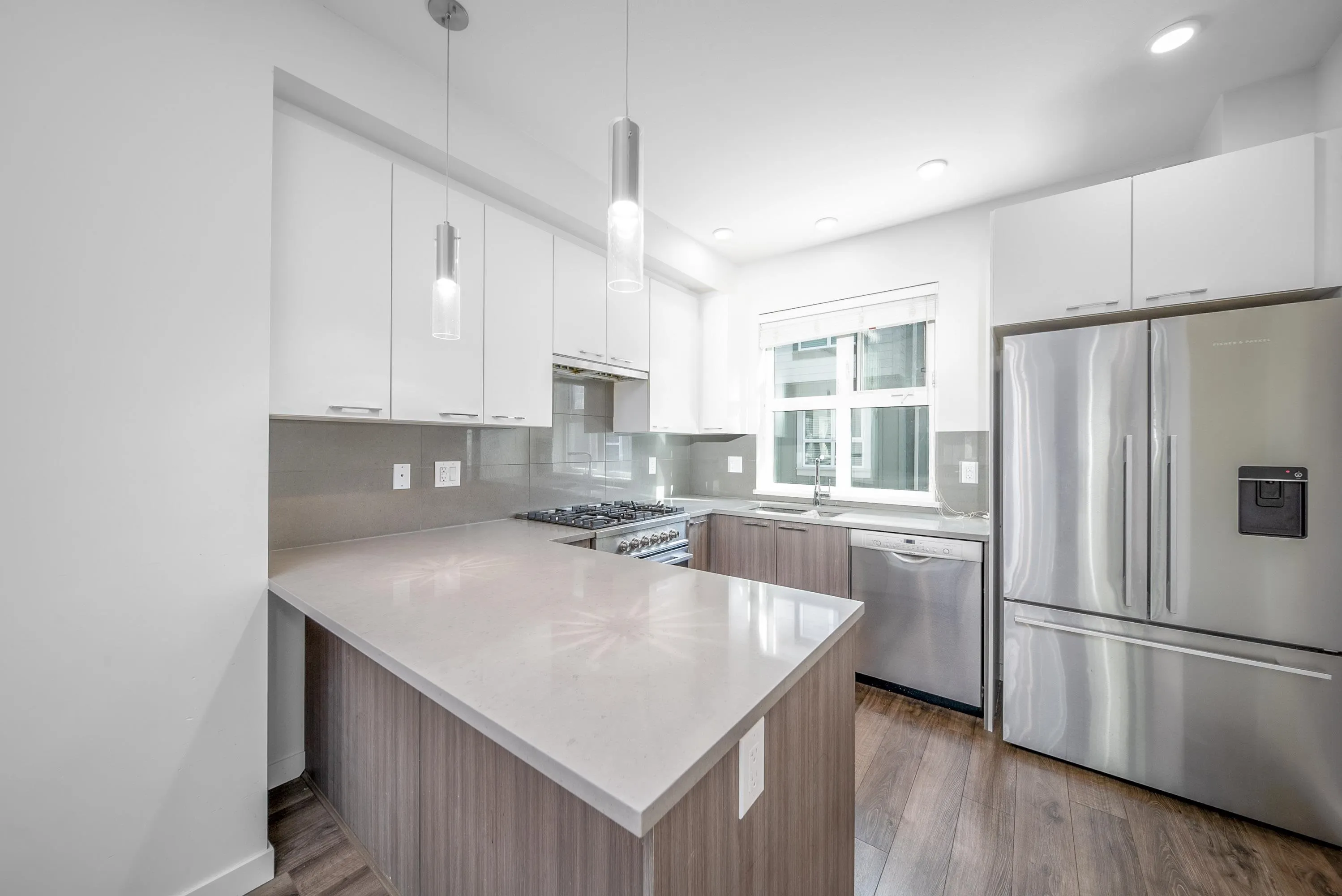 65 10311 River Drive