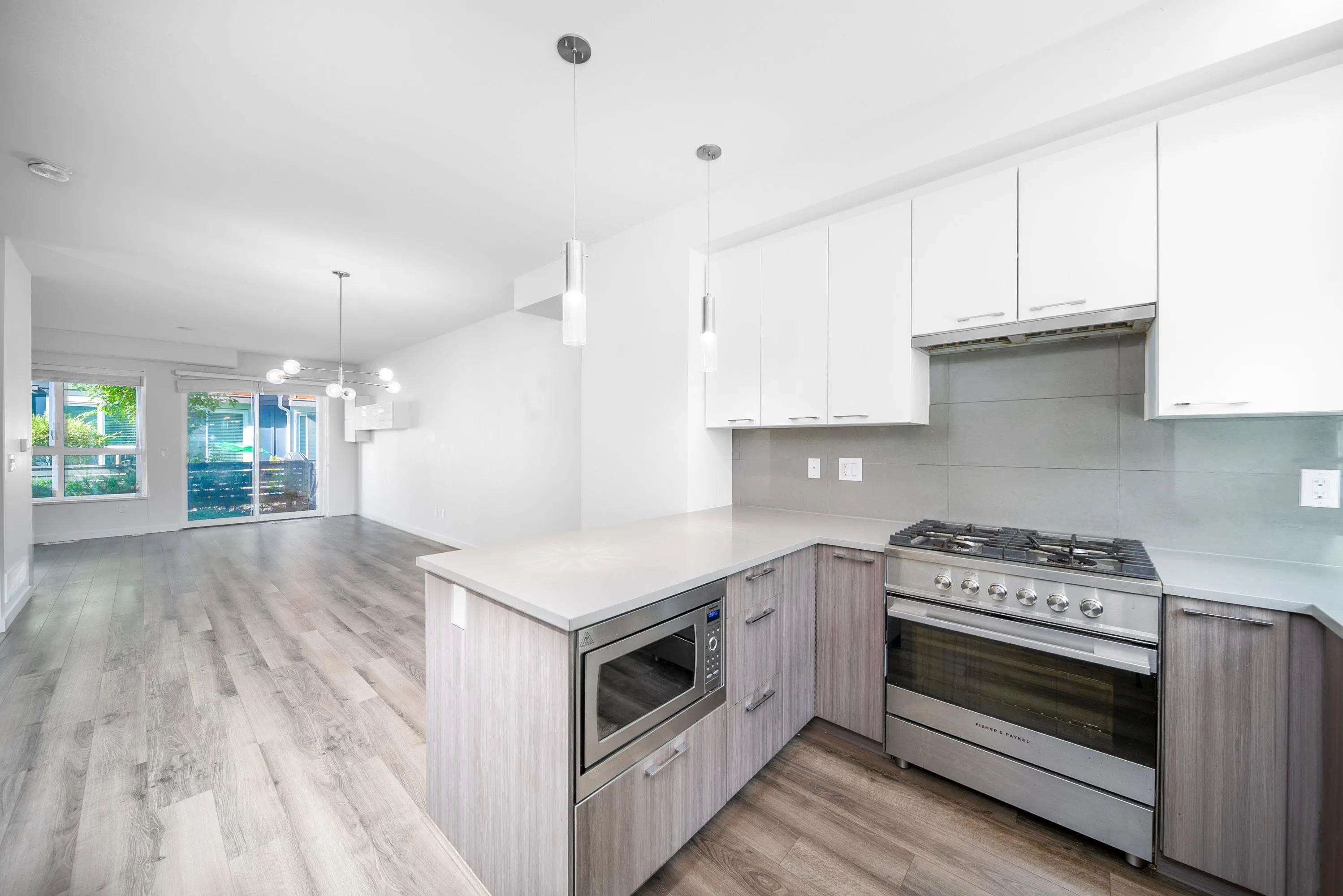 65 10311 River Drive