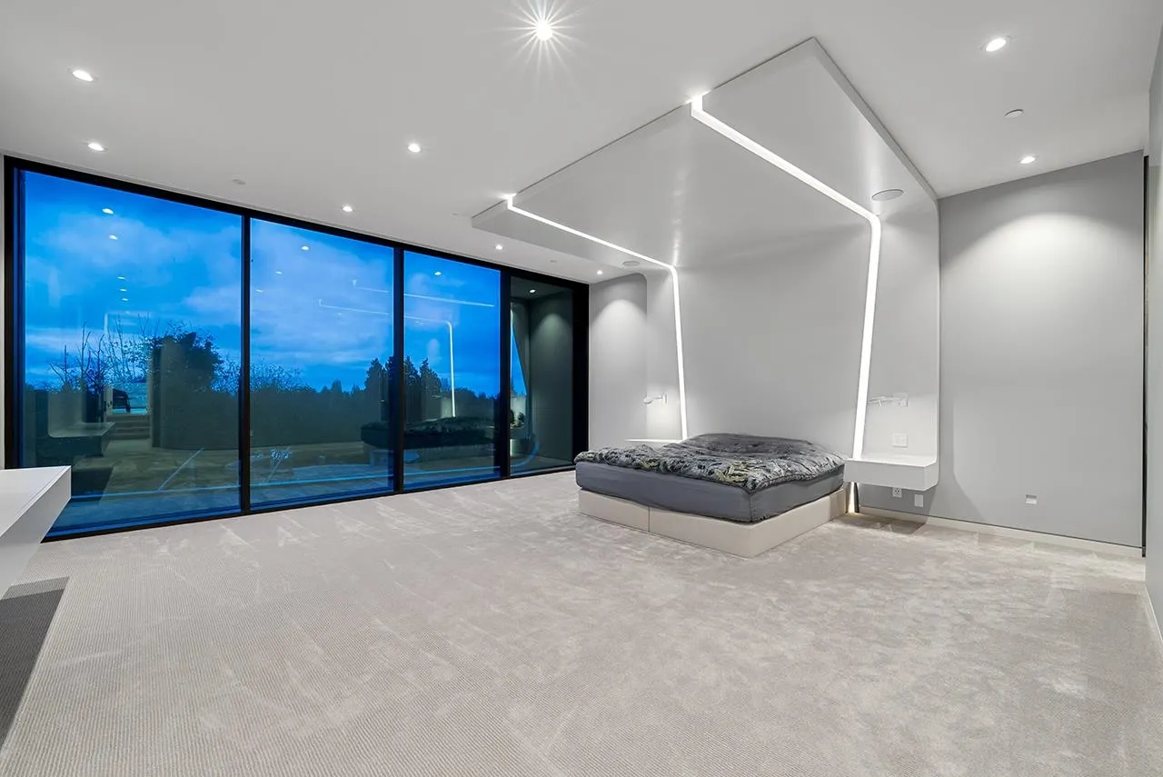 2606 SW Marine Drive