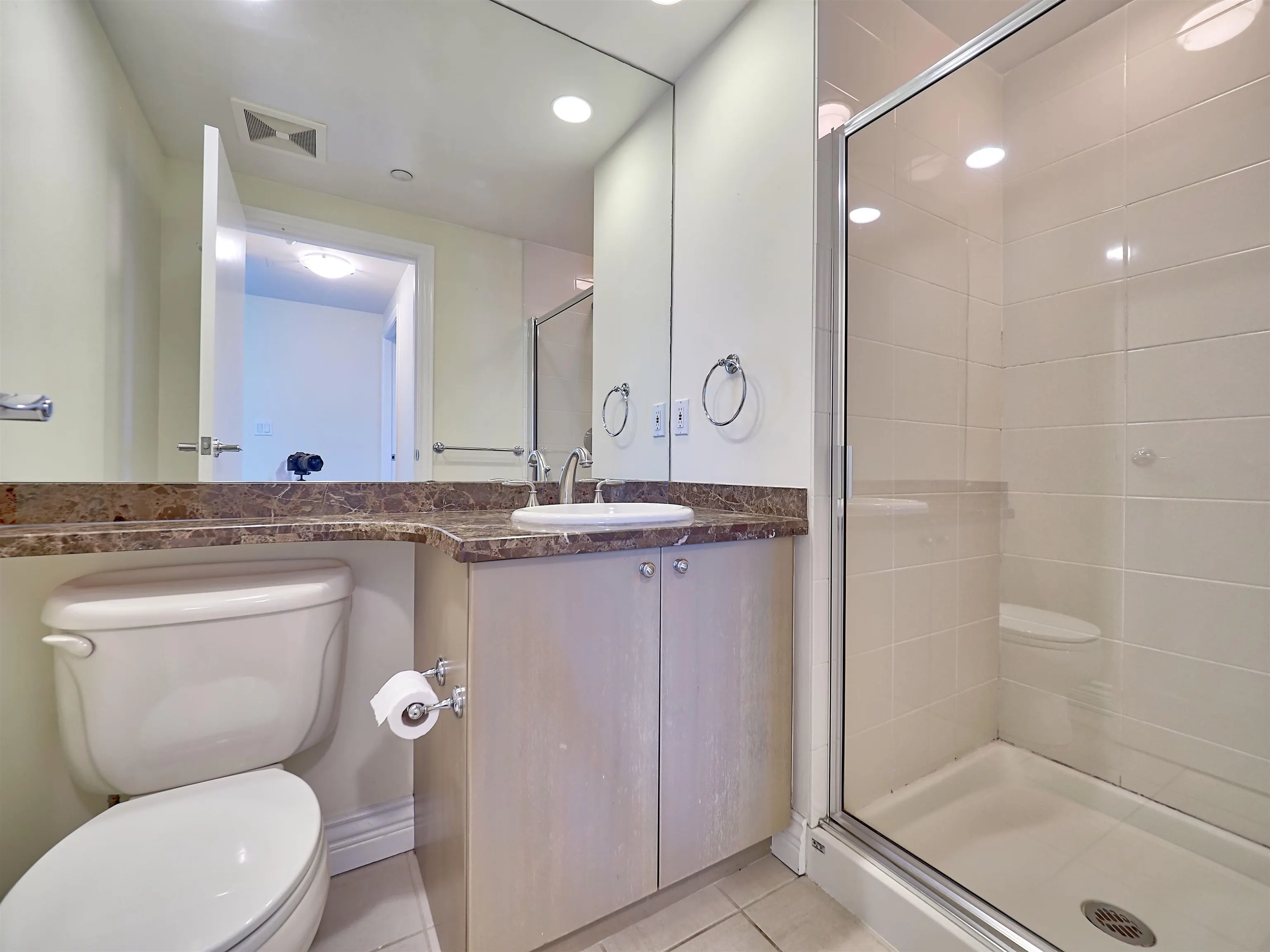 804 1680 Bayshore Drive