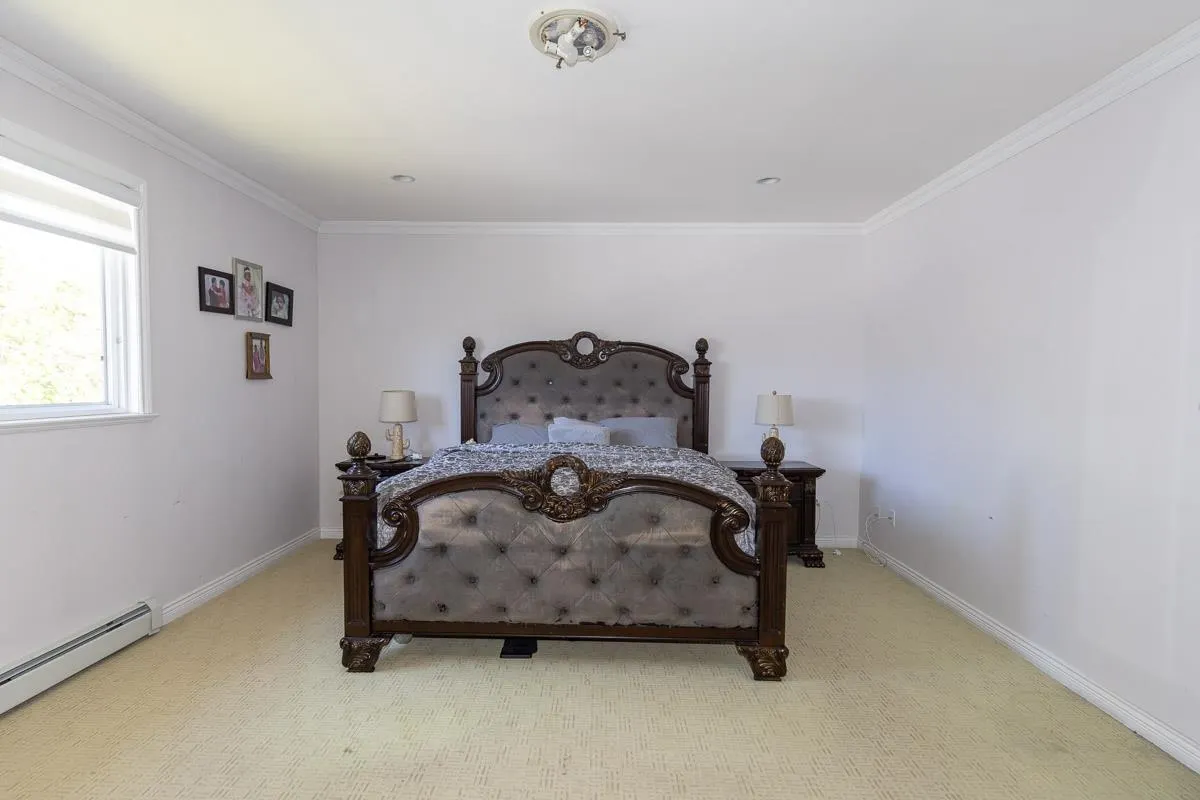 13869 Brentwood Crescent
