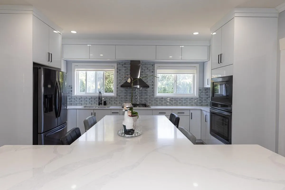 13869 Brentwood Crescent