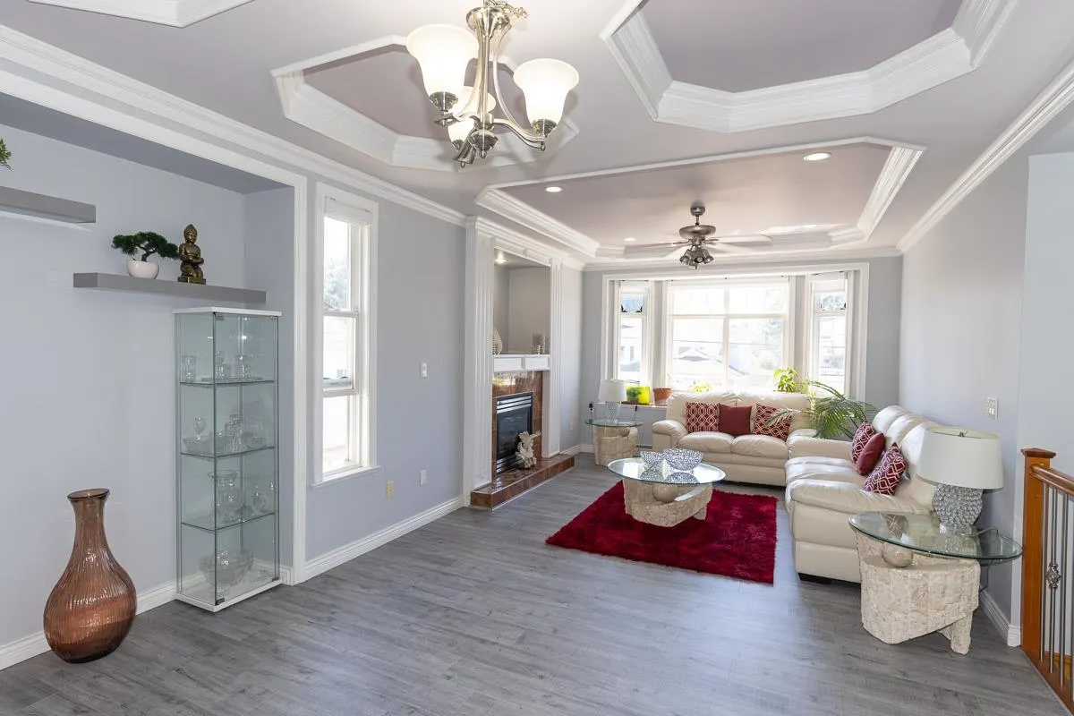 13869 Brentwood Crescent