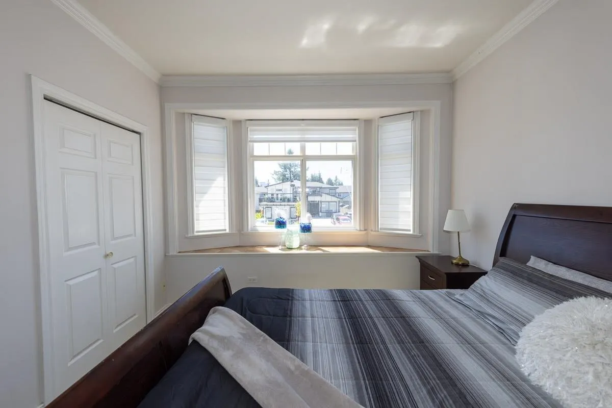 13869 Brentwood Crescent