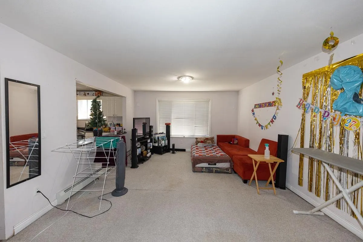 13869 Brentwood Crescent