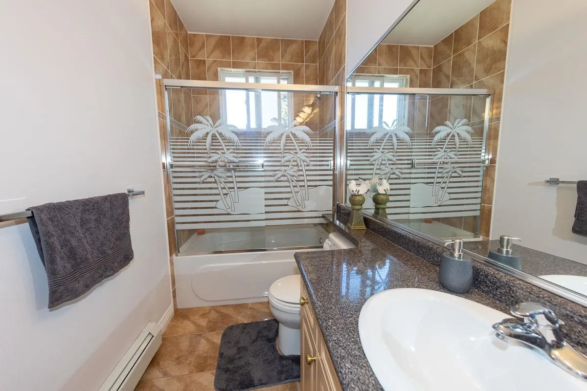 13869 Brentwood Crescent